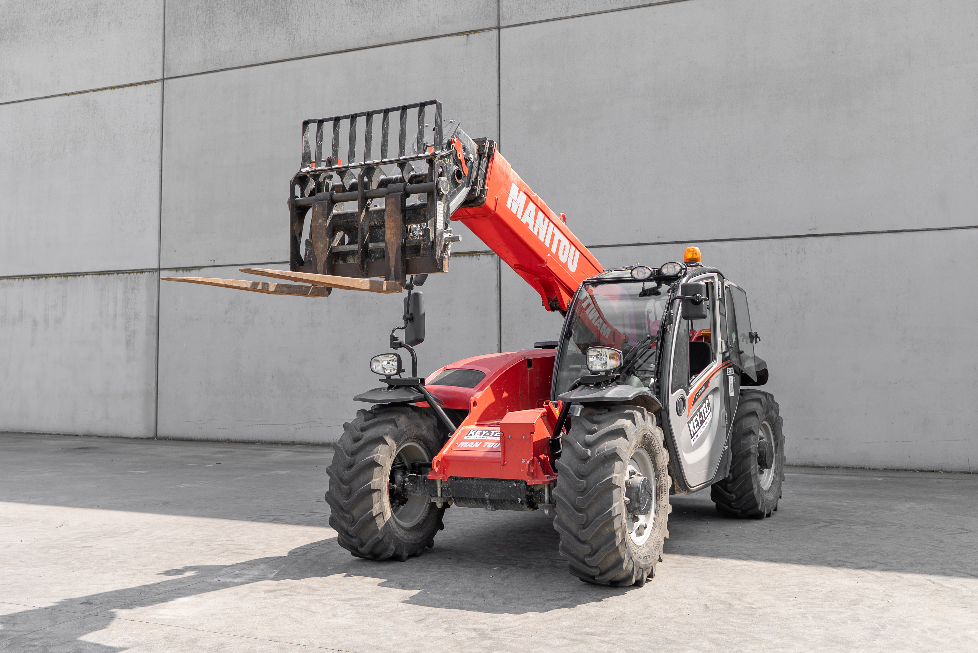 Manitou - Télescopiques - MT 930 H 75K ST5 S1 - Avant gauche
