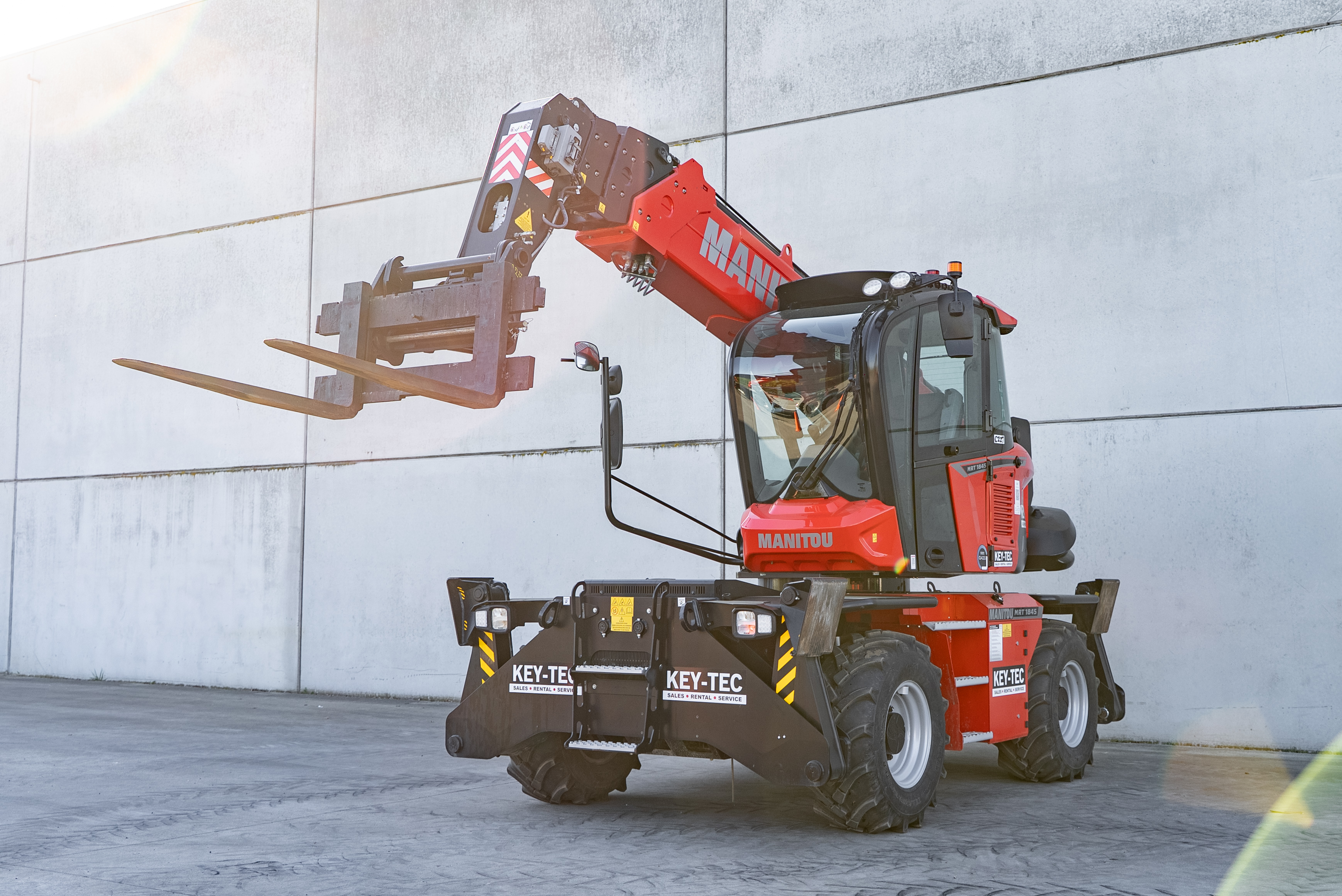Manitou - Verreikers - MRT 1845 360 115D ST5 S1 - Links voor