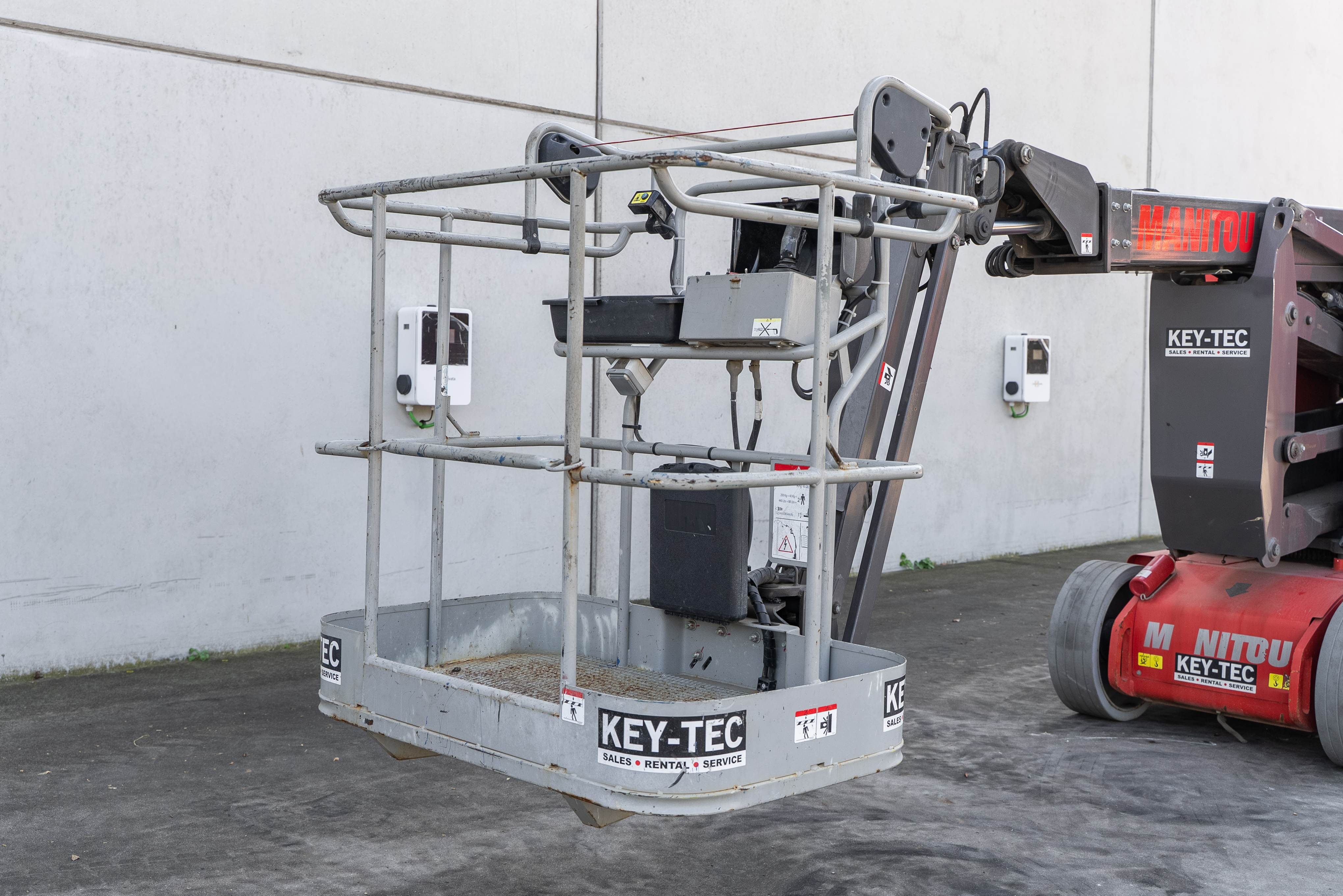 Manitou - Hoogwerkers - AETJ 120 COMPACT 2 3D - Interieur achter