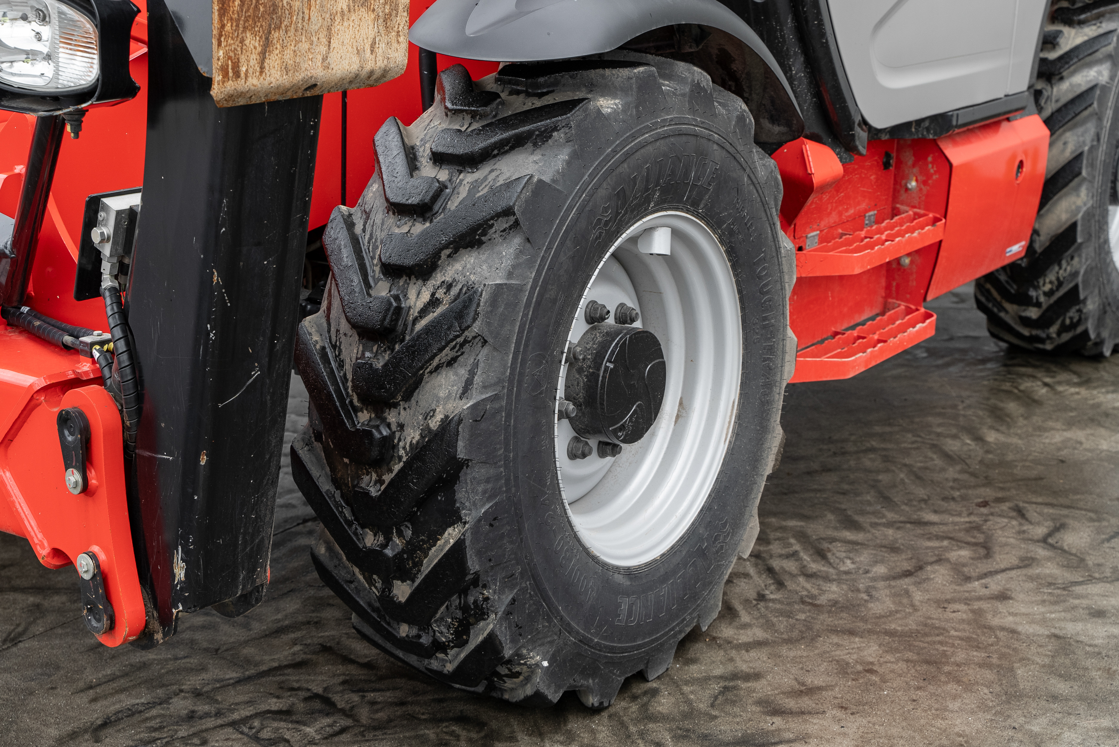 Manitou - Telehandlers - MT 1840 EASY 75D ST5 S1 - Chassis / Wheel