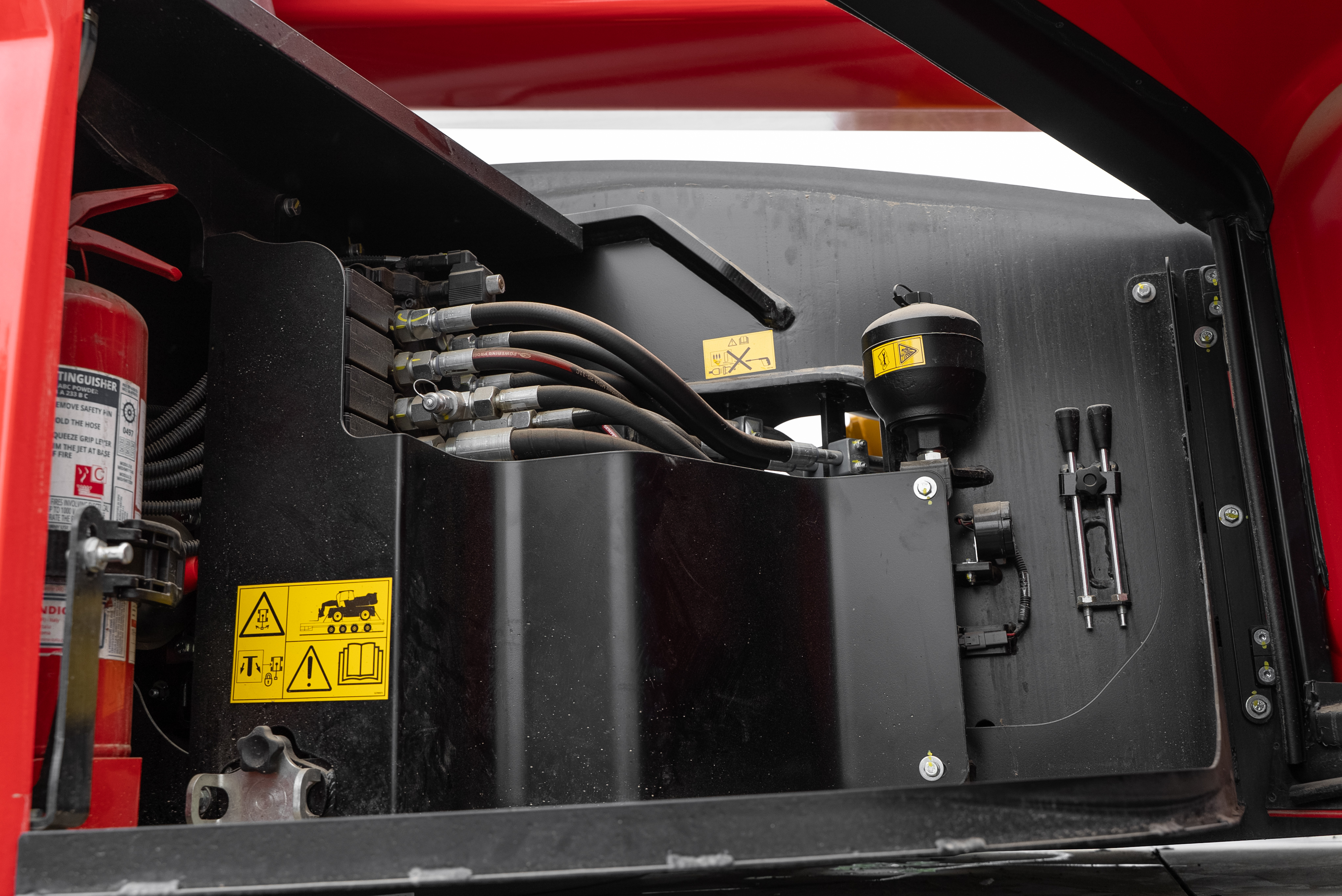 Manitou - Telehandlers - MRT 2660 360 160Y ST5 S1 - Product image