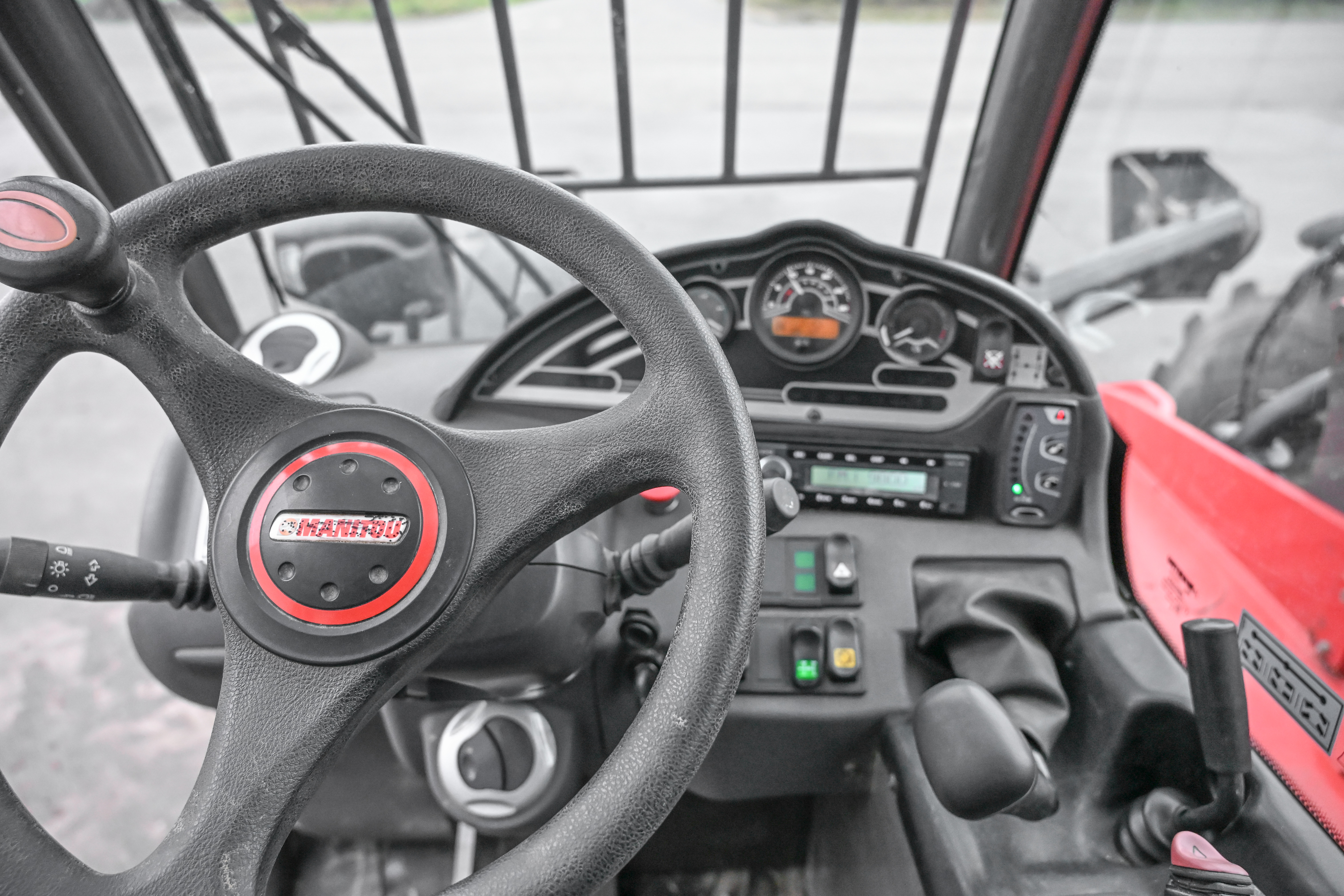 MT 1030 EASY 75D ST3B S2 - Interior front