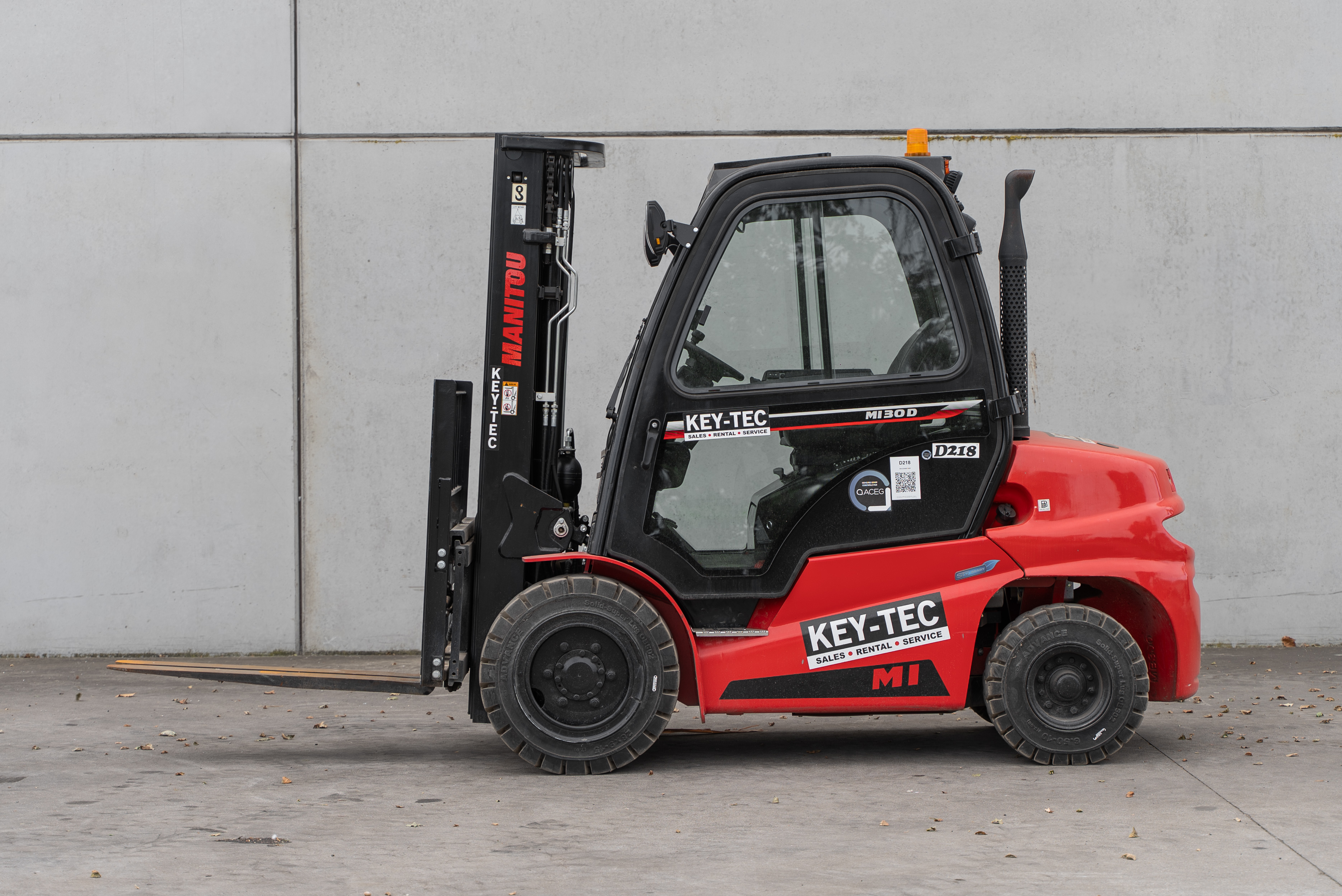 MI 30 D K ST5 S1 - Side