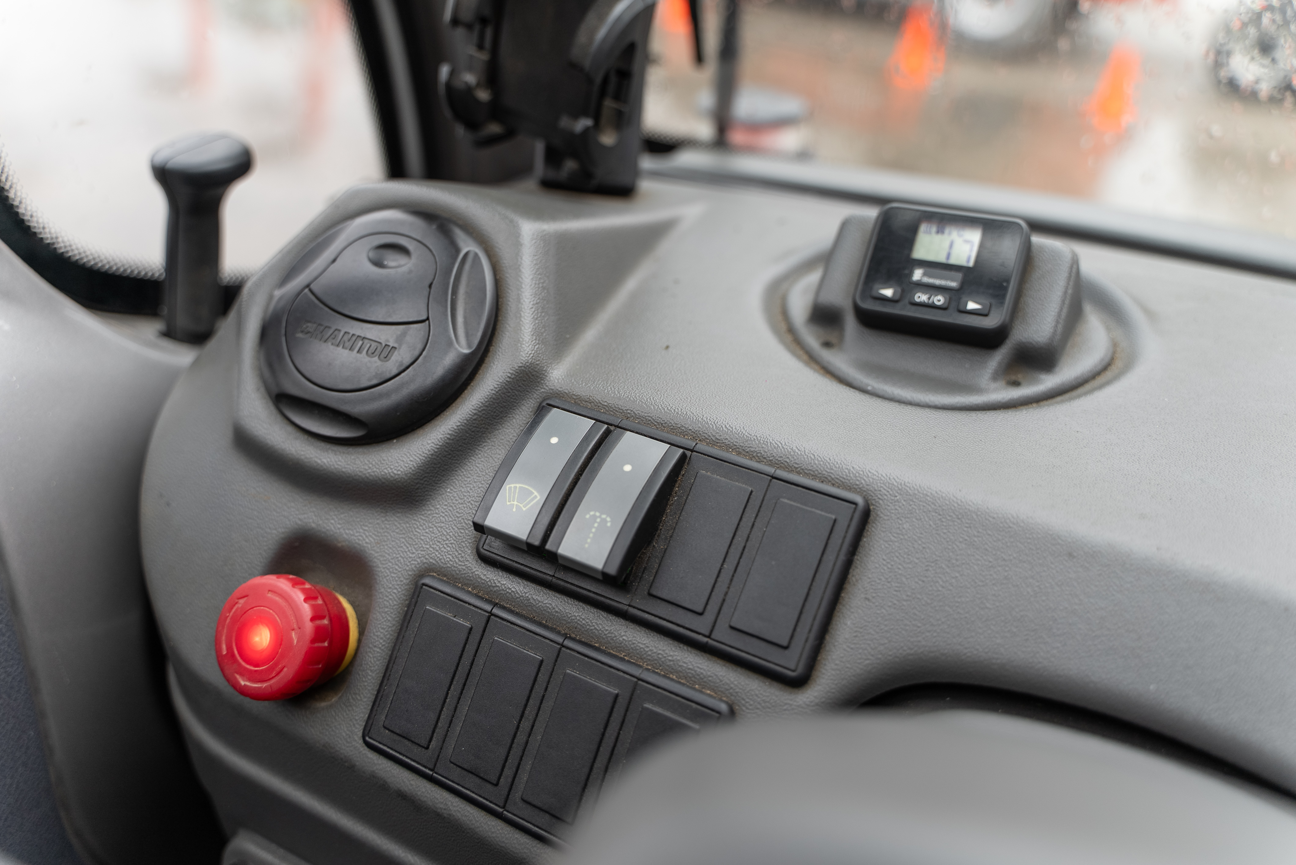 Manitou - Telehandlers - MRT 2550 PRIV+ ST4 S2 - Product image