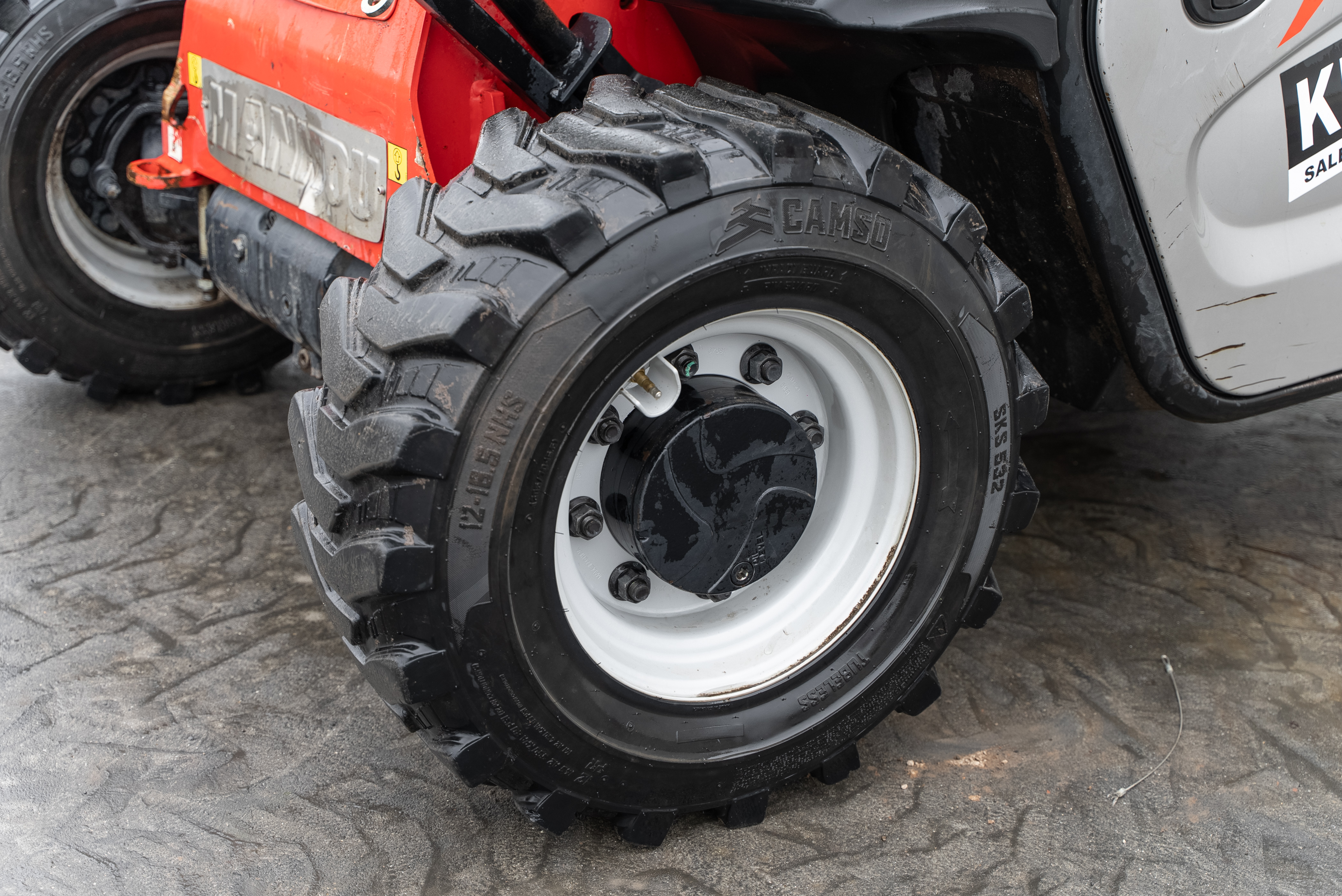 MT 625 H COMFORT 75K ST5 S1 - Chassis / Wheel
