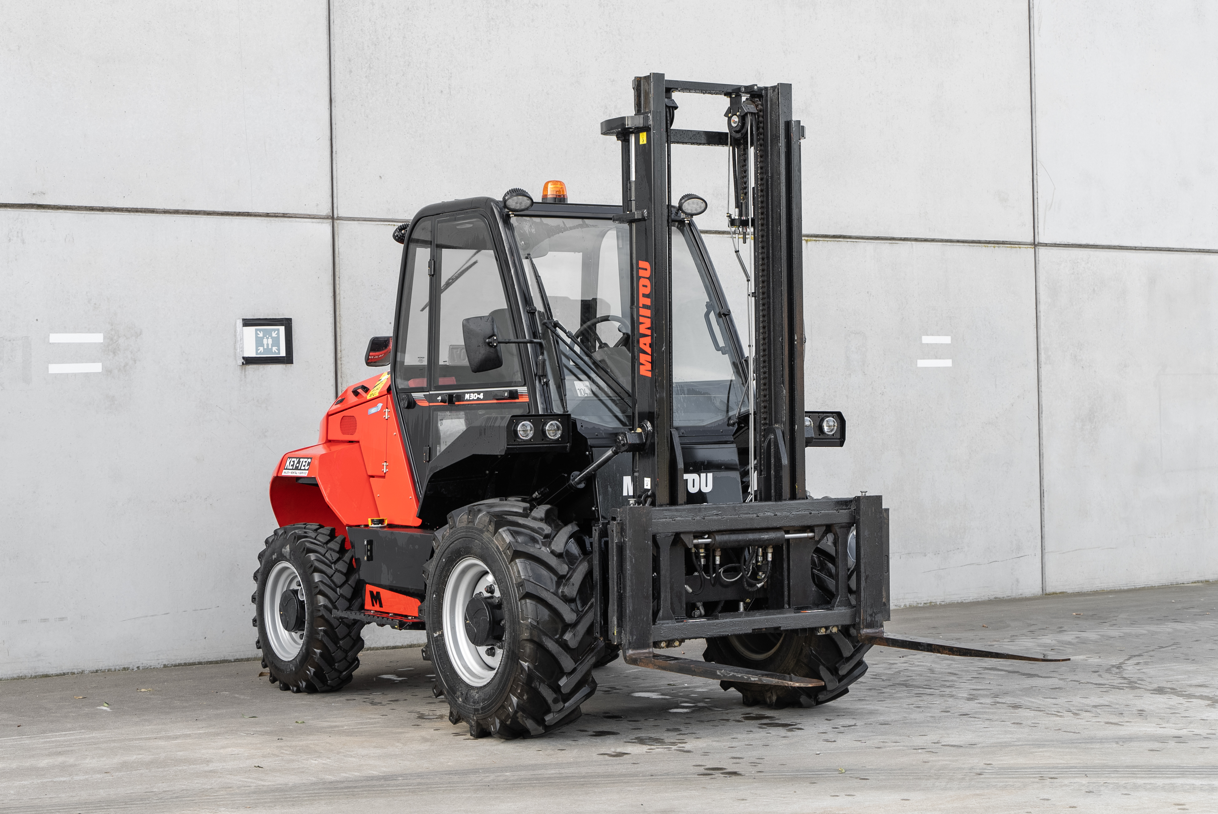 M 30-4 D ST5 S1 - Front right