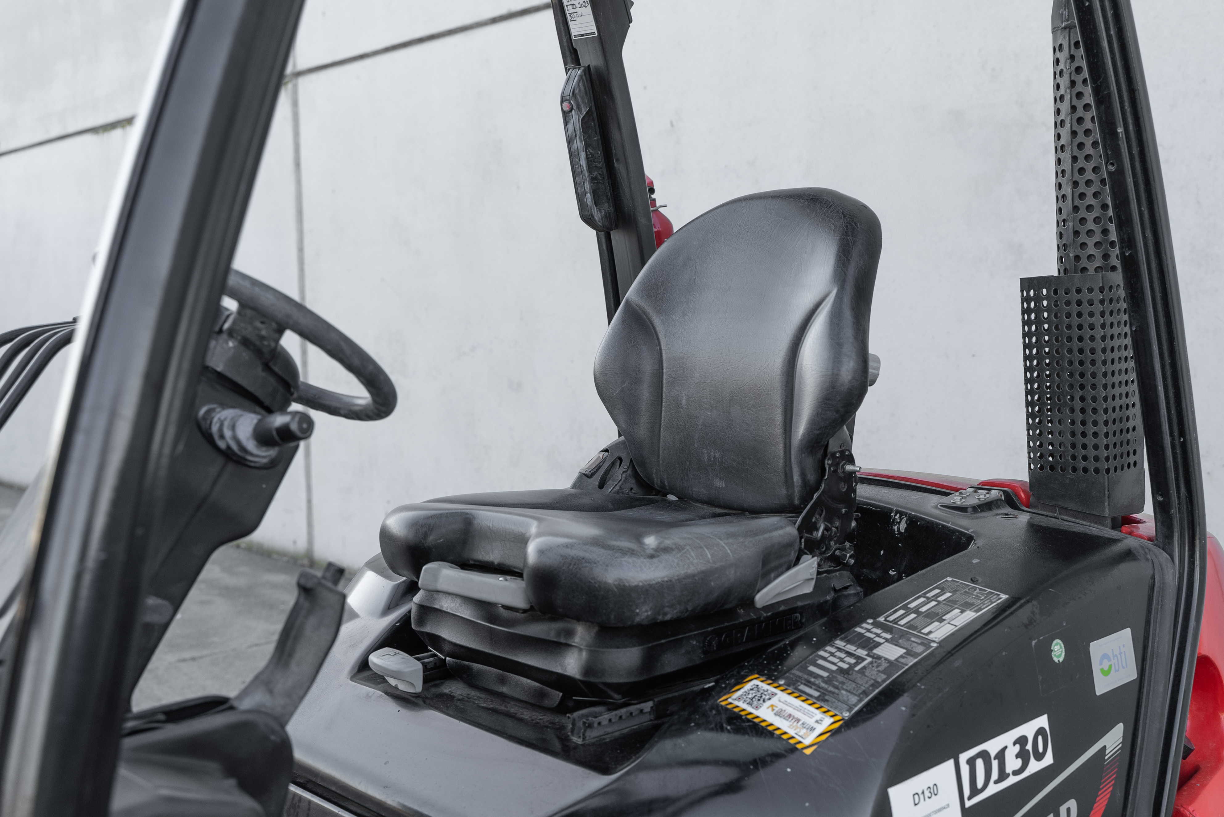 Manitou - Chariots élévateurs - MI 25 D K ST5 S1 - Intérieur arrière