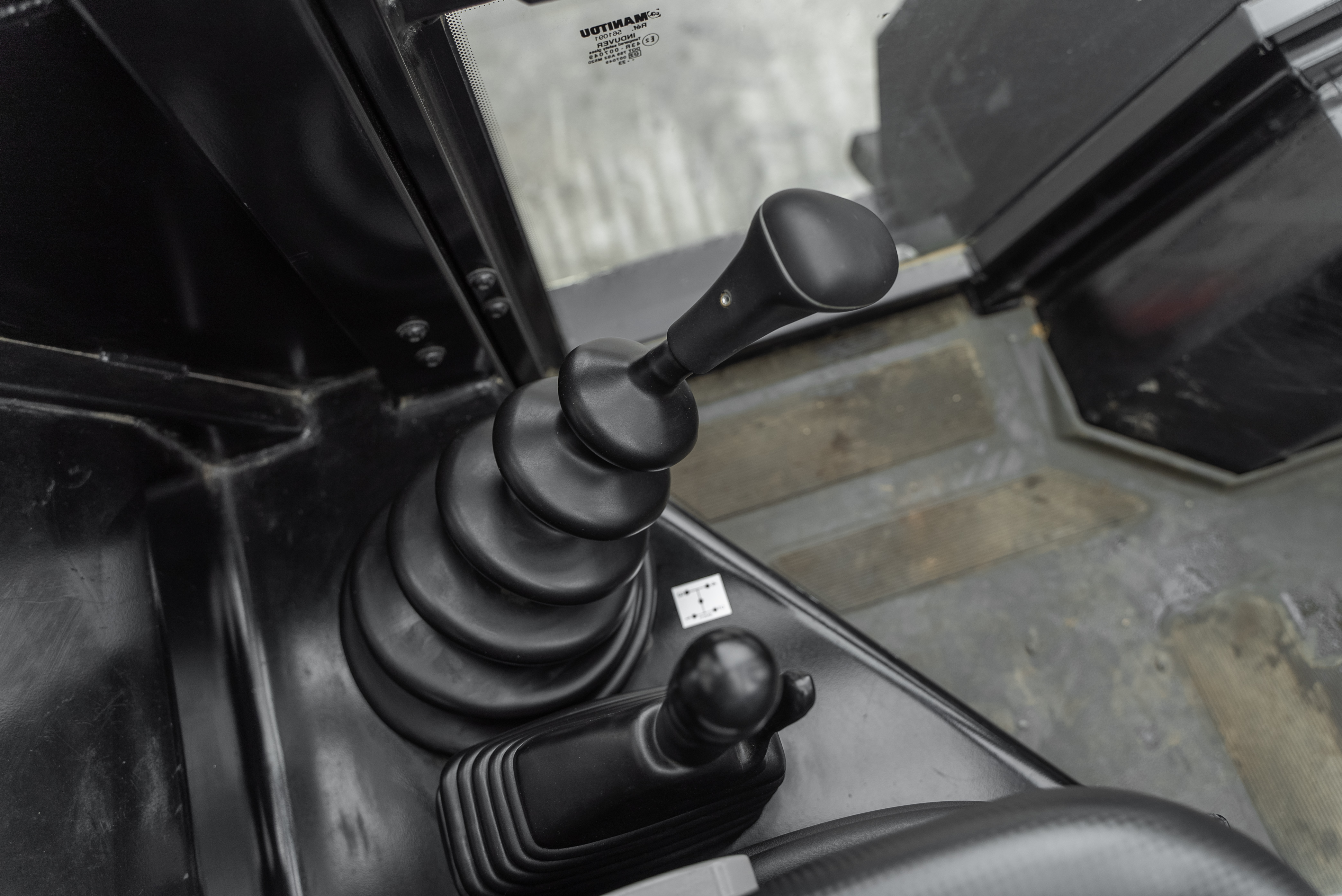 Manitou - Heftrucks - M 50-4 D ST5 S1 EU - Productfoto