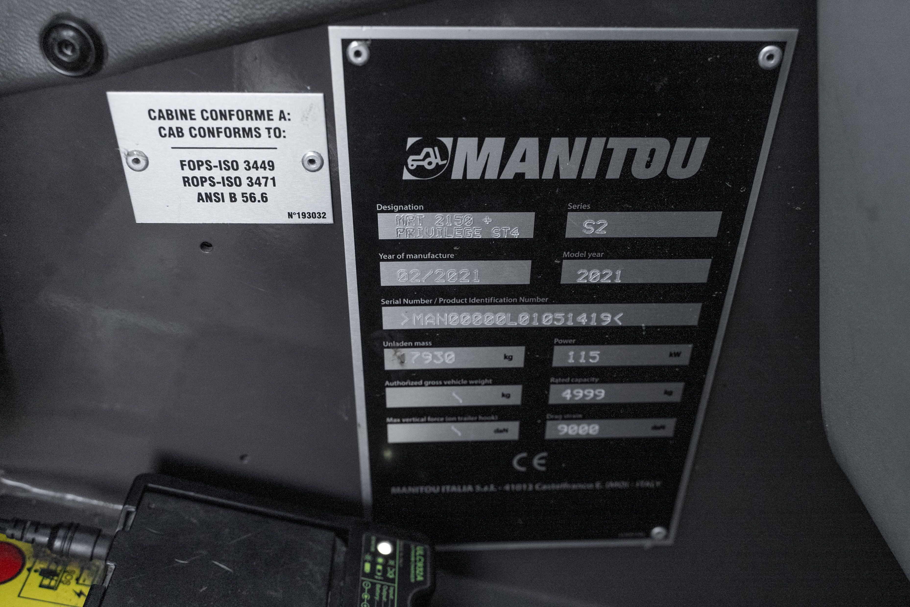 MRT 2150 PRIV+ ST4 S2 - Identification plate