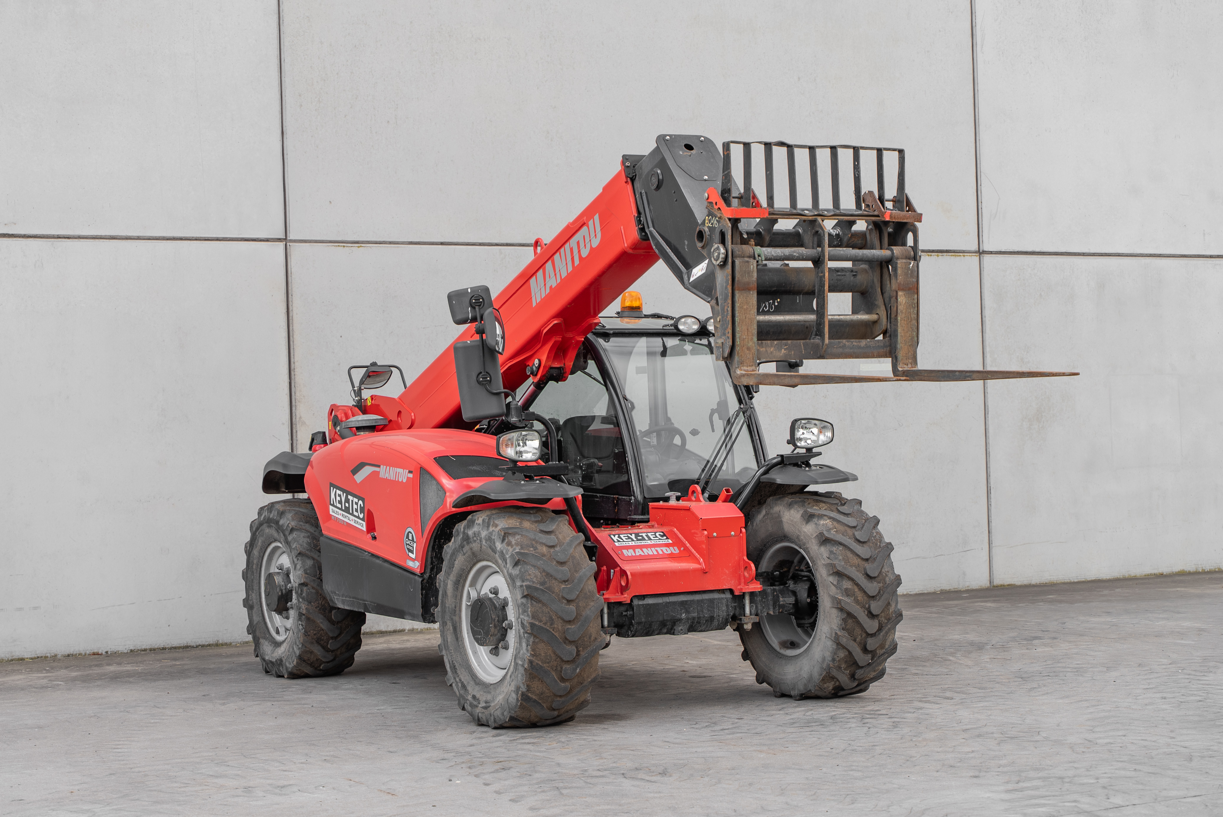 MT 730 H 75K ST5 S1 - Front right