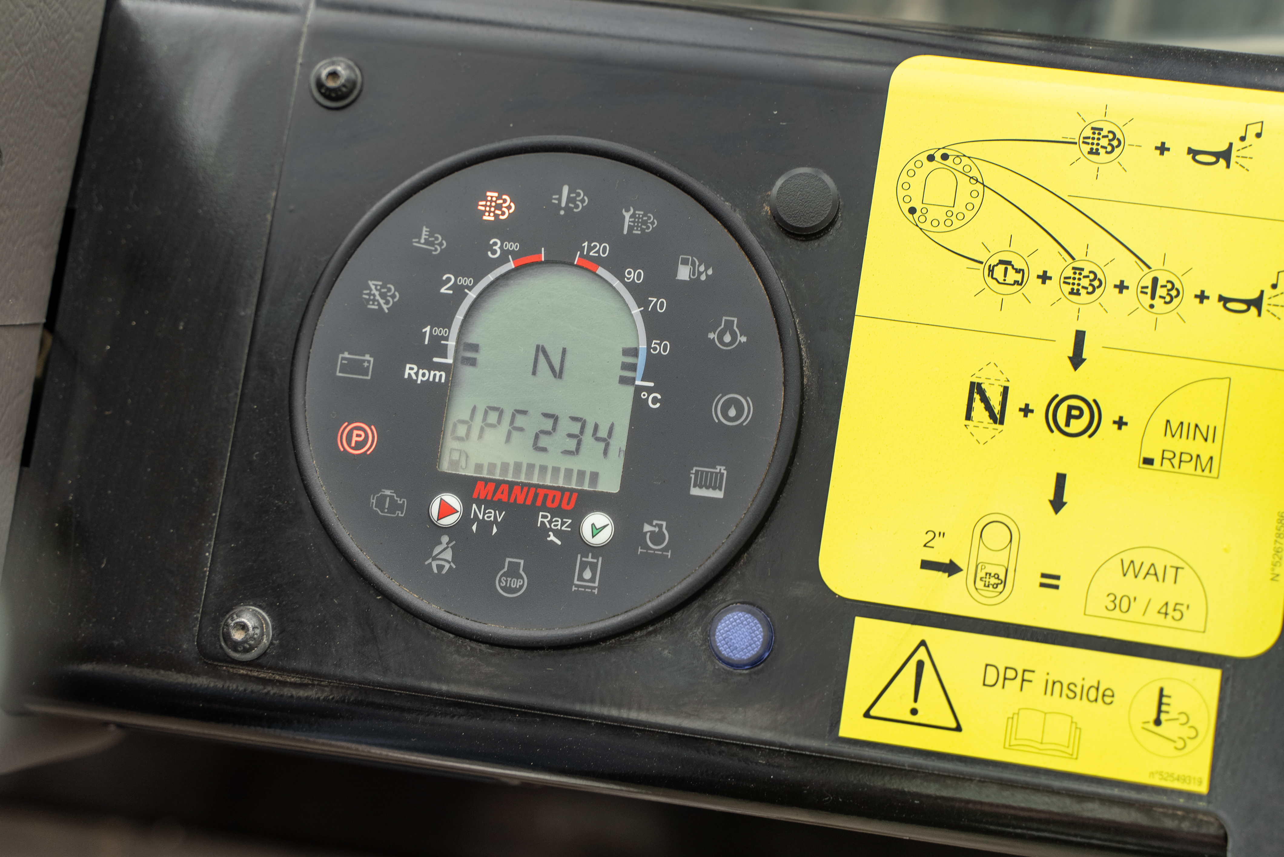 M 30-4 D ST5 S1 - Hours / Display