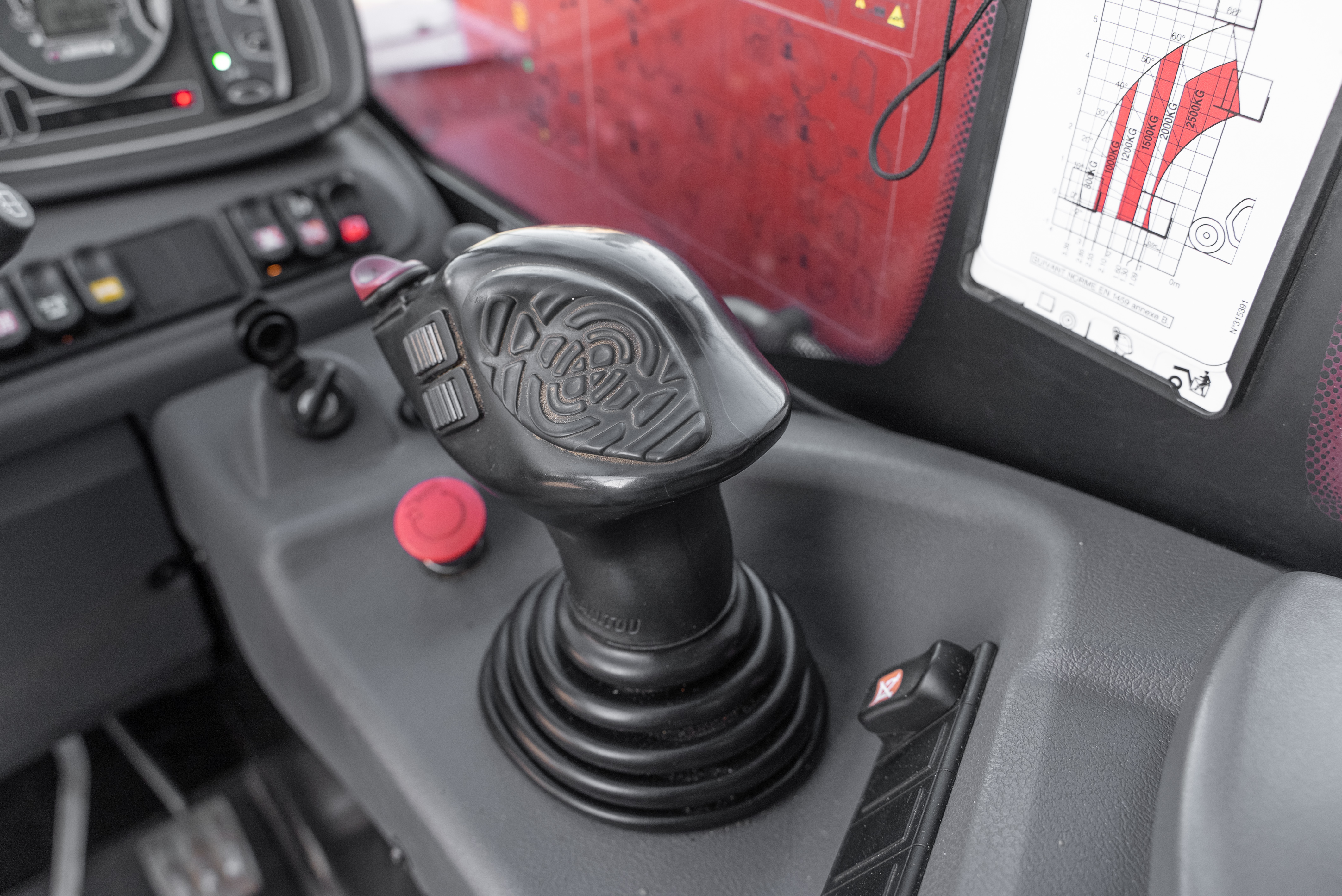 Manitou - Télescopiques - MT 625 H COMFORT 75K ST5 S1 - Image produit