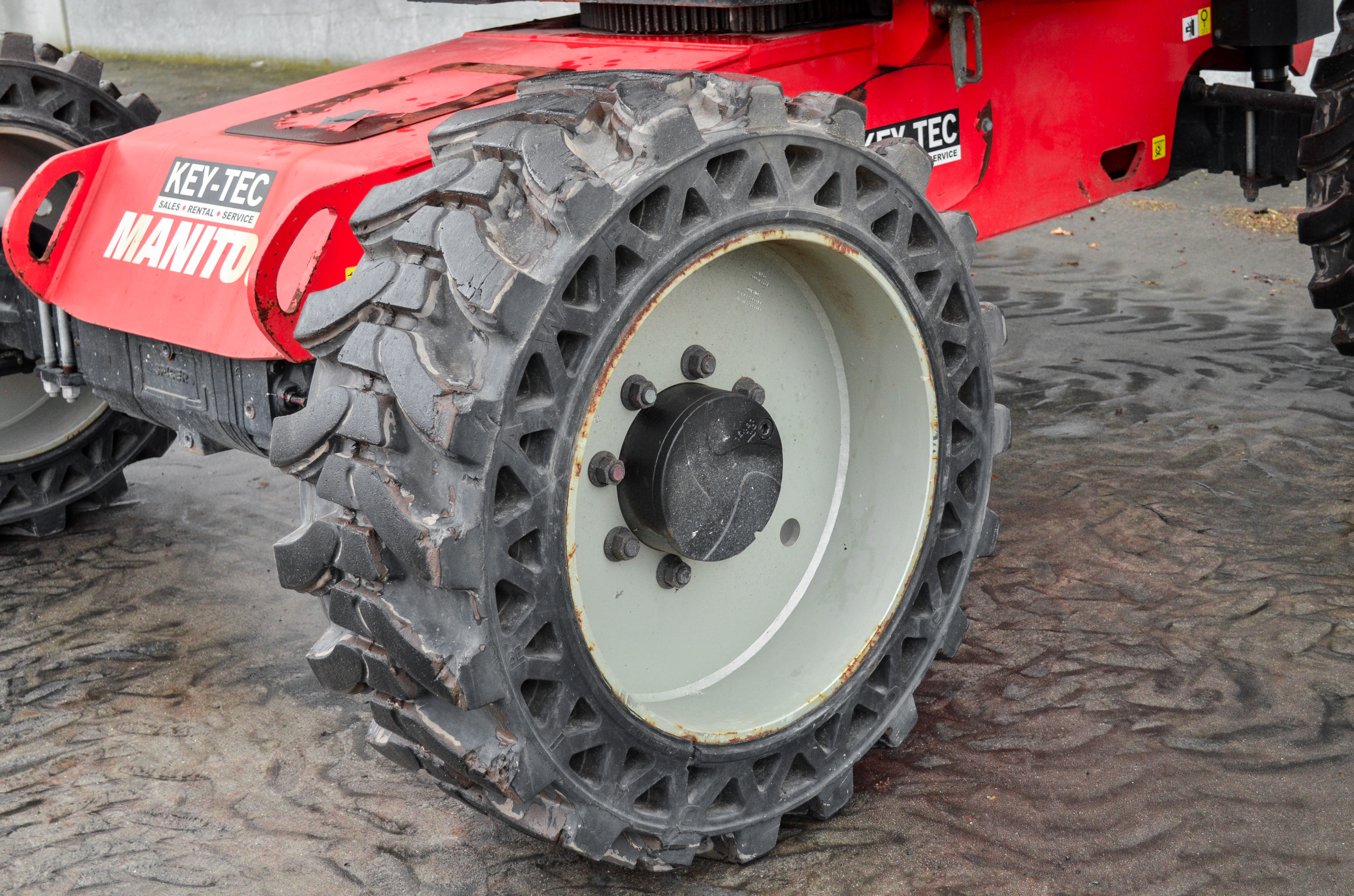 ATJ 200 RC - Chassis / Wheel