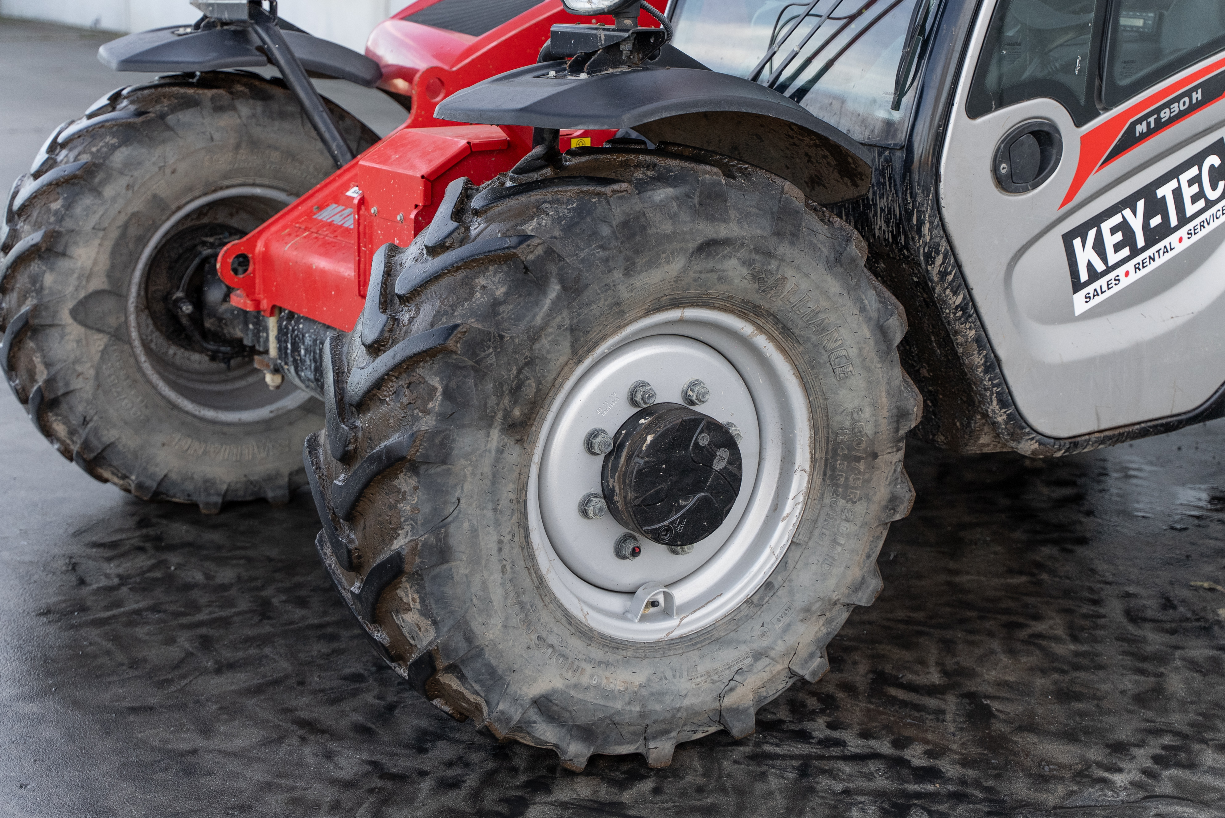 MT 930 H 75K ST5 S1 - Chassis / Wheel