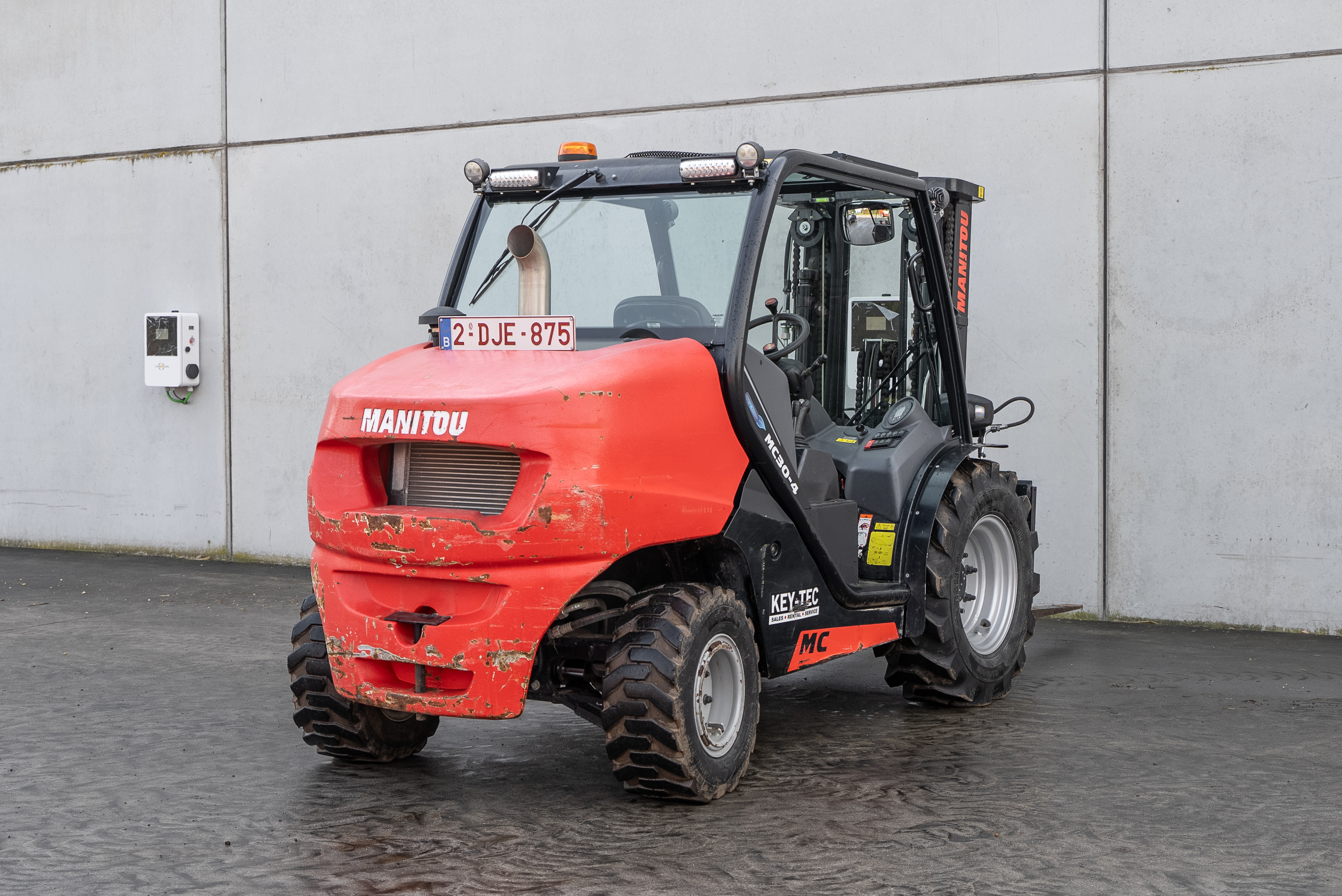 Manitou - Forklifts - MC 30-4 D K ST5 S1 - Back right