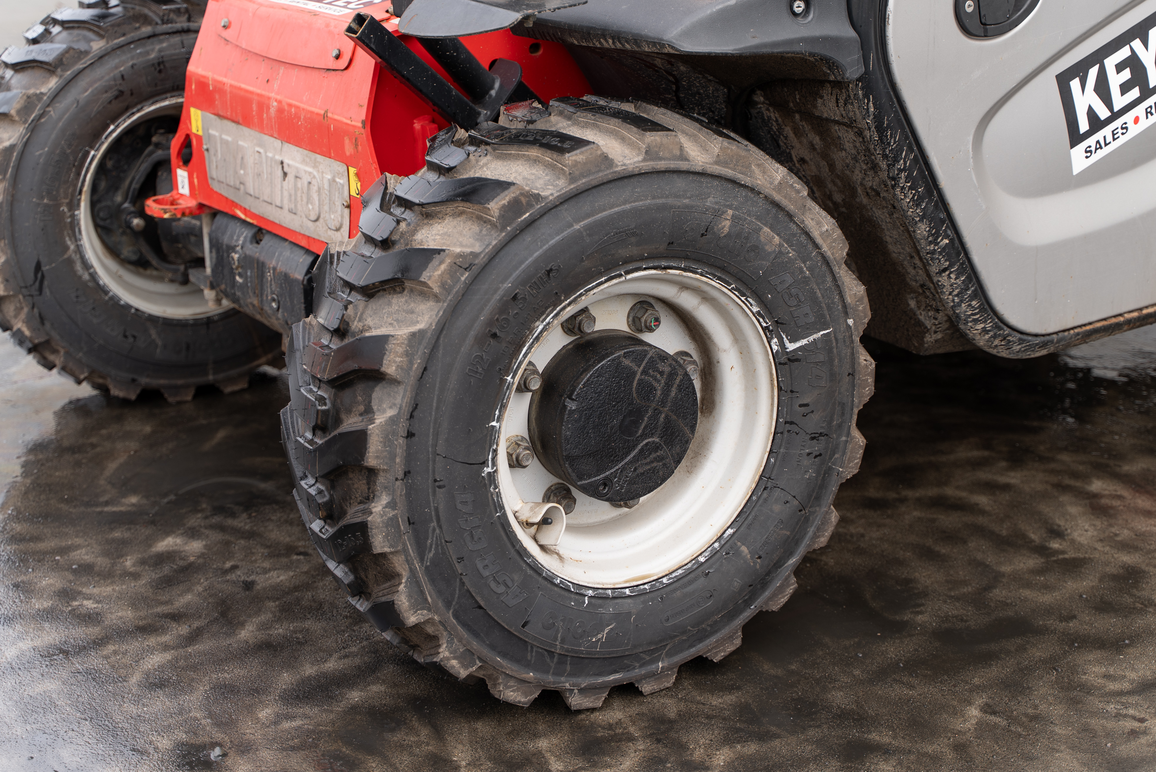 MT 625 H COMFORT 75K ST5 S1 - Chassis / Wheel