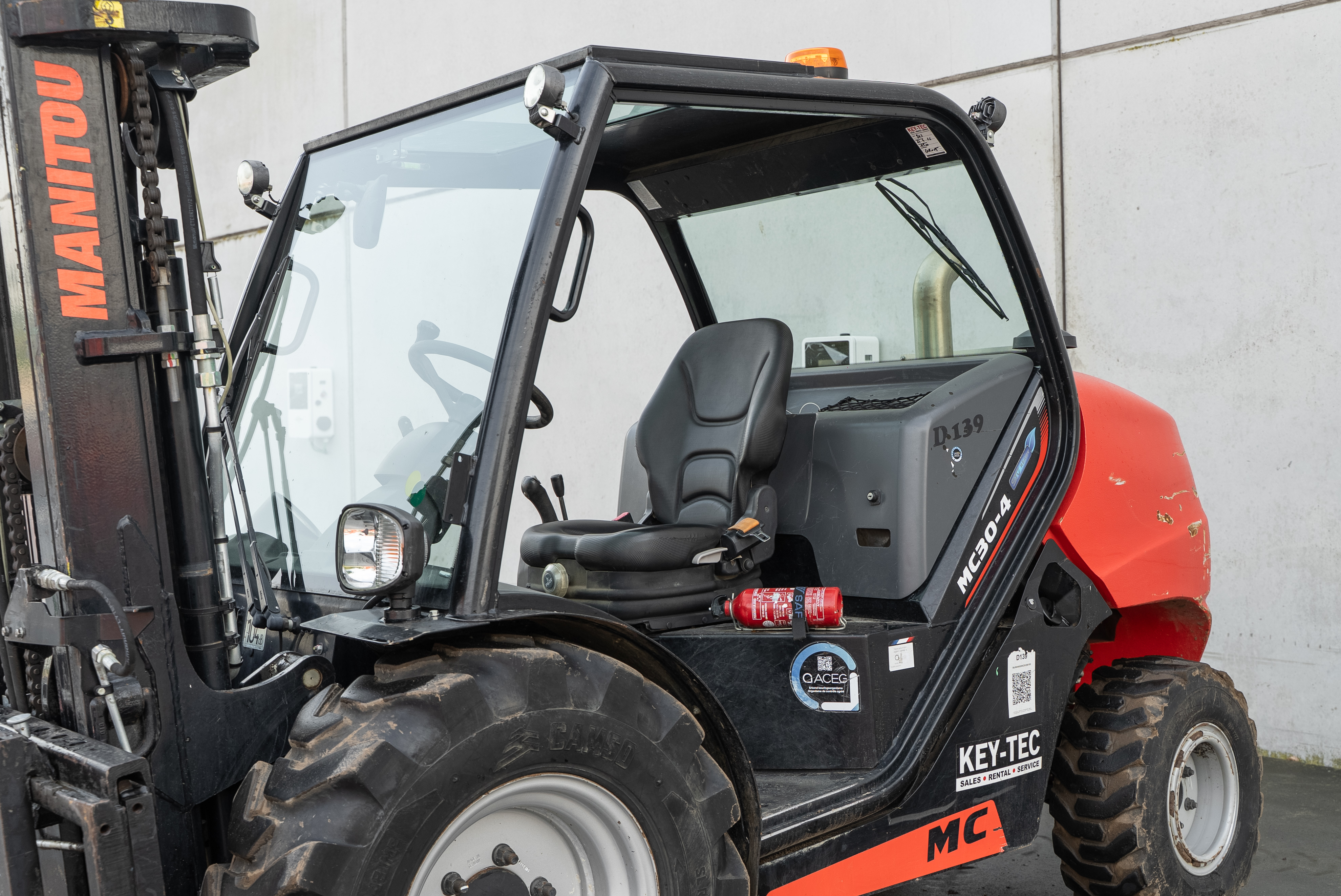 Manitou - Forklifts - MC 30-4 D K ST5 S1 - Product image