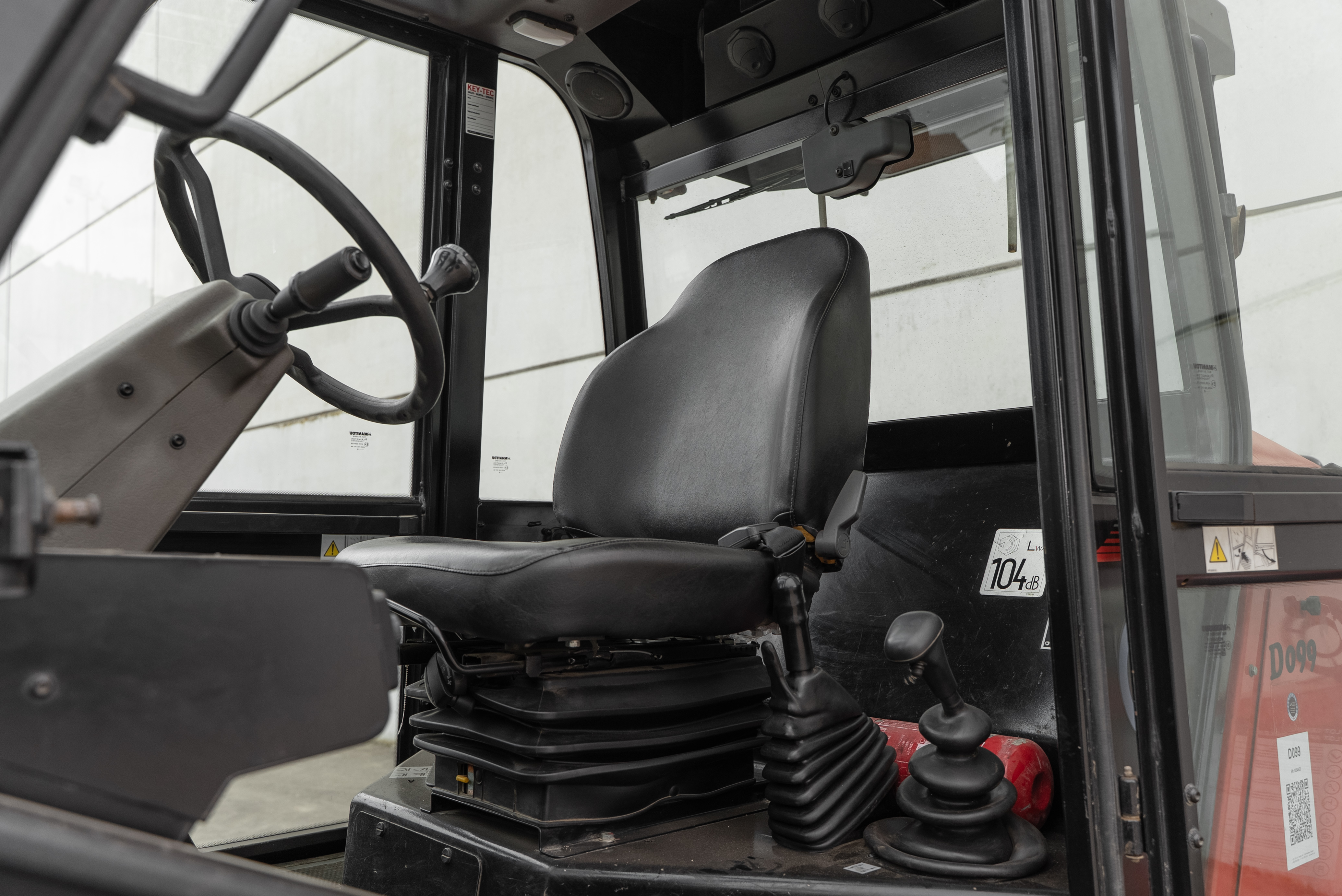 M 50-4 D ST5 S1 EU - Interior back
