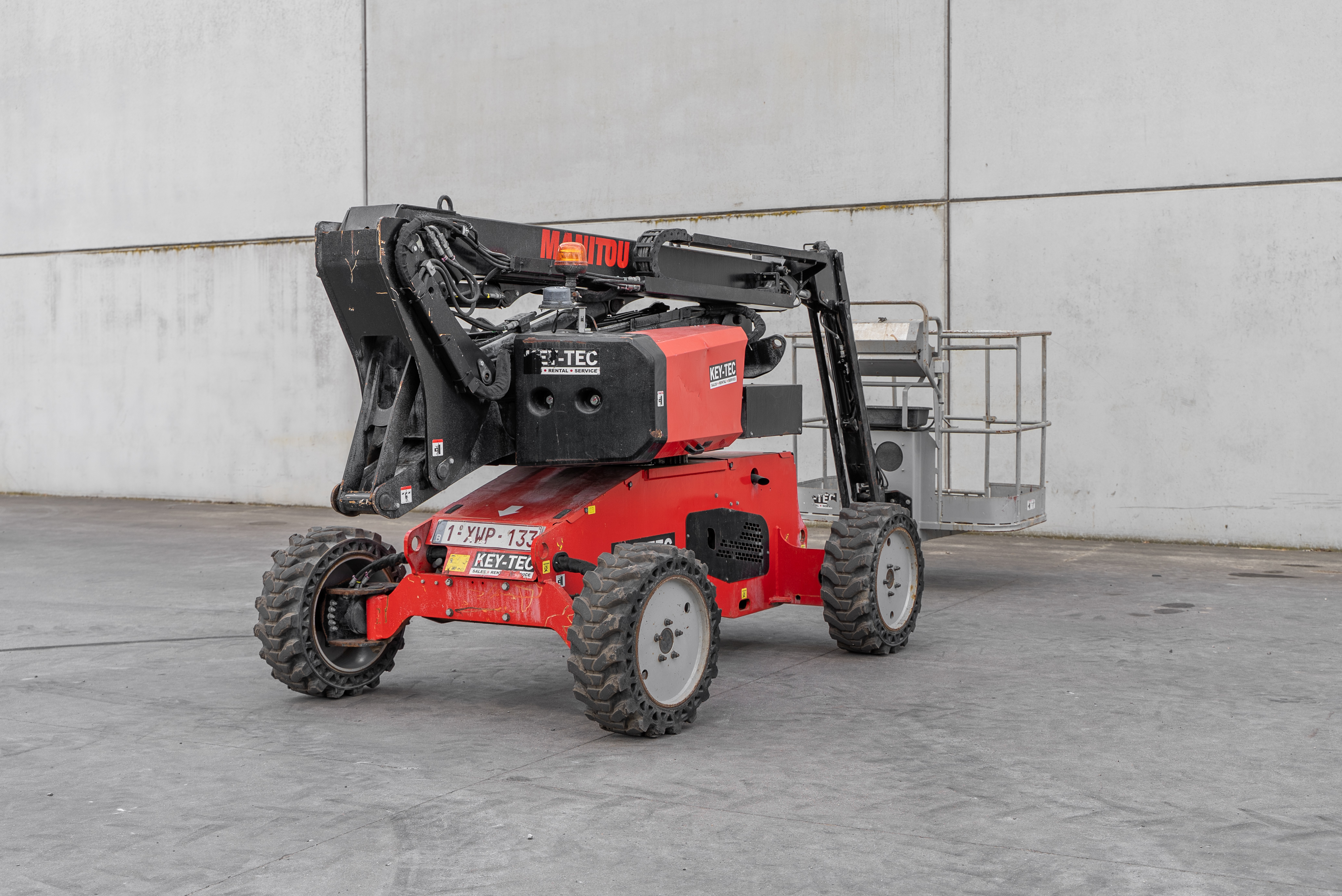 Manitou - Hoogwerkers - MAN GO 12 - Rechts achter