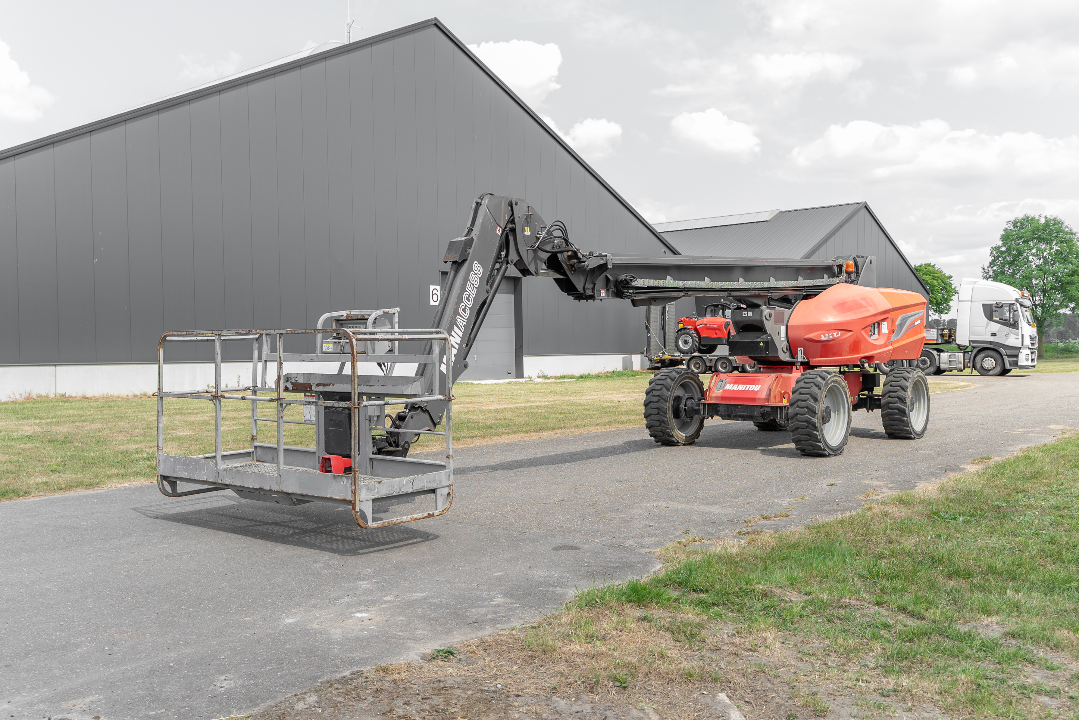 Manitou - Hoogwerkers - TJ 280 - Links voor