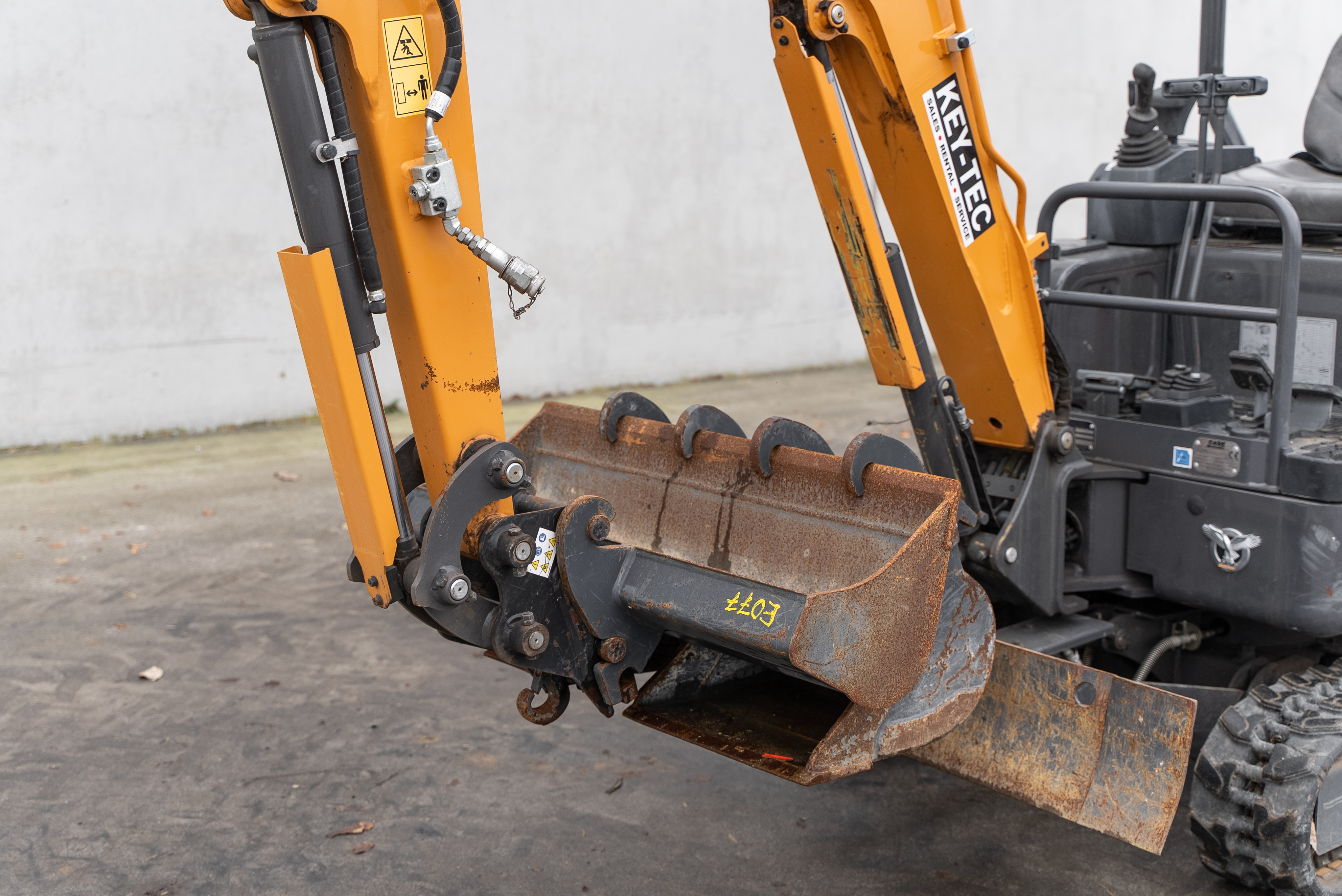 CX 17 C - Product image