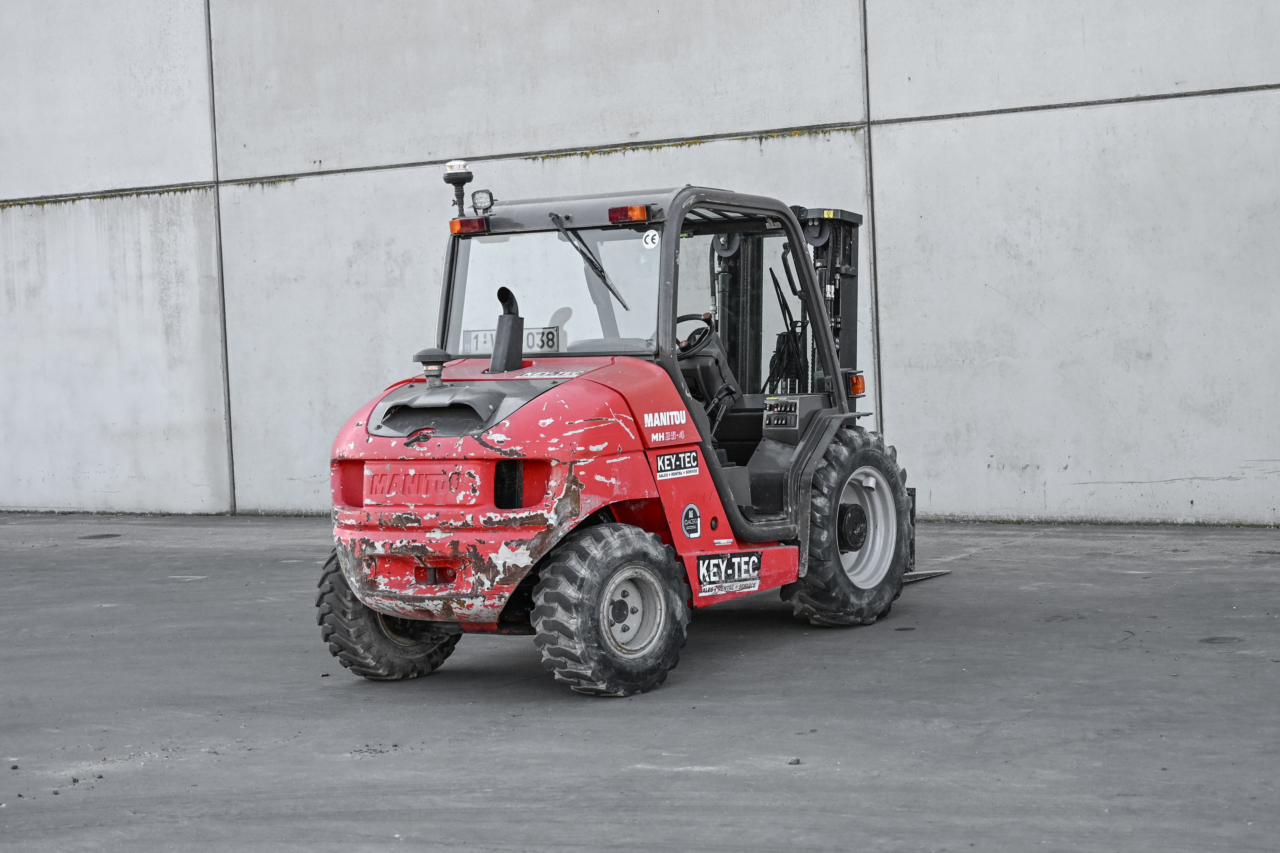 MH 25-4 BUGGIE 36KW 4ST3A - Back right