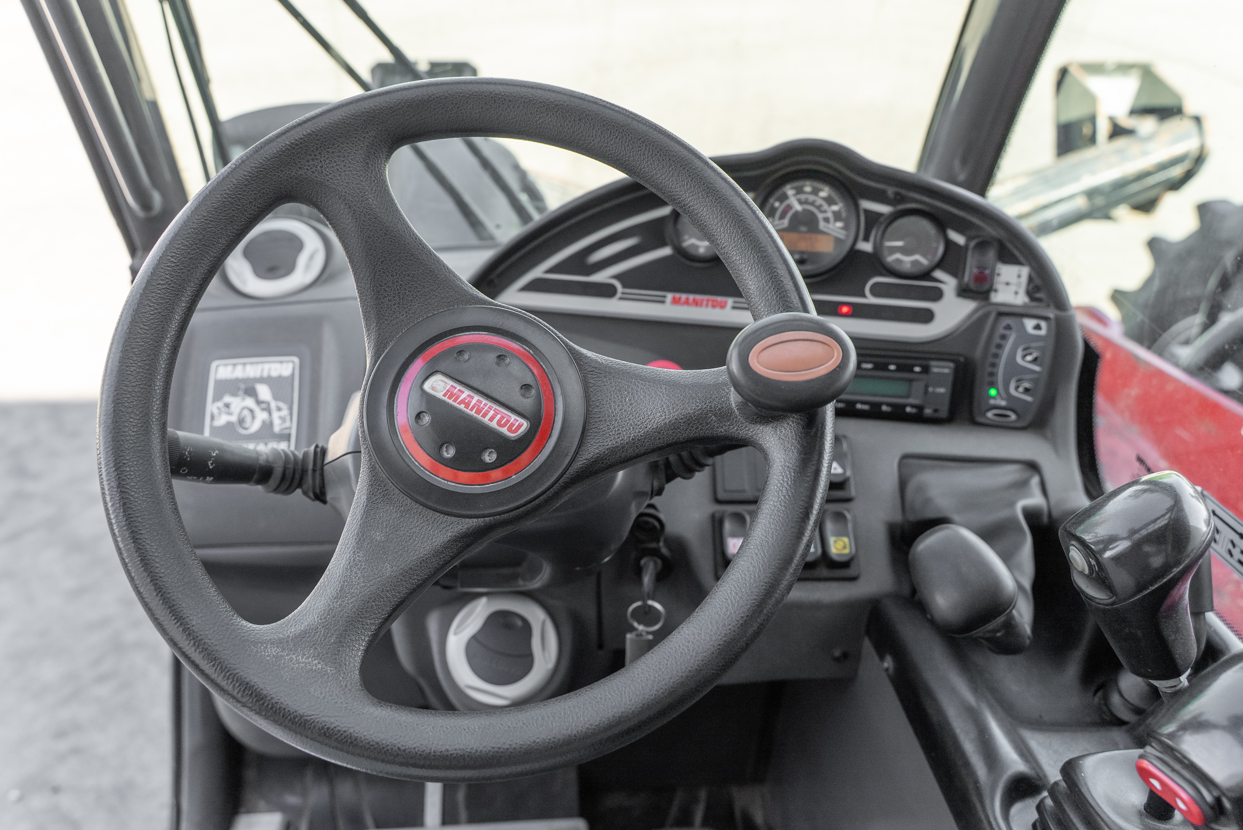 MT 1030 EASY 75D ST3B S1 - Interior front
