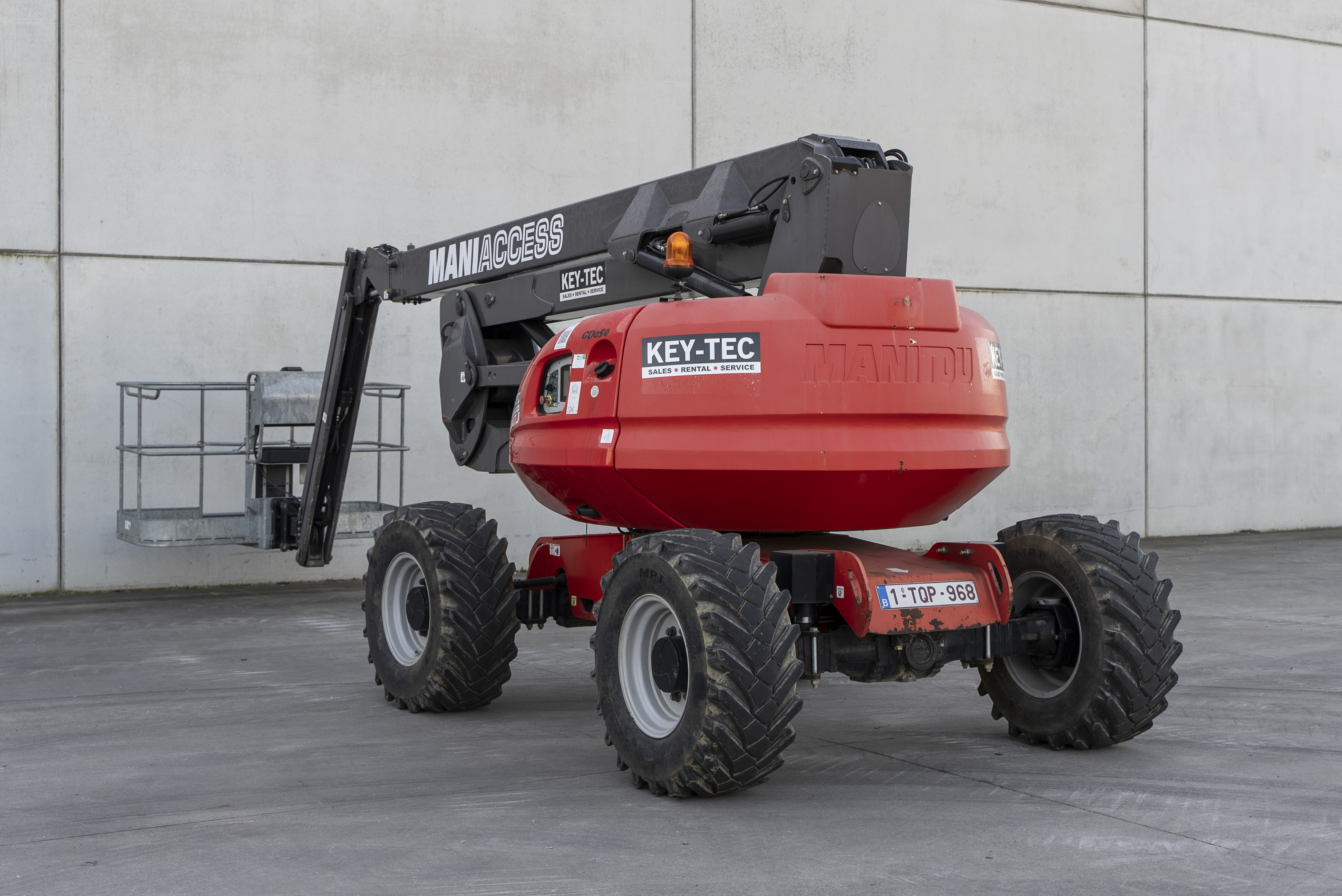 ATJ 200 RC - Back left