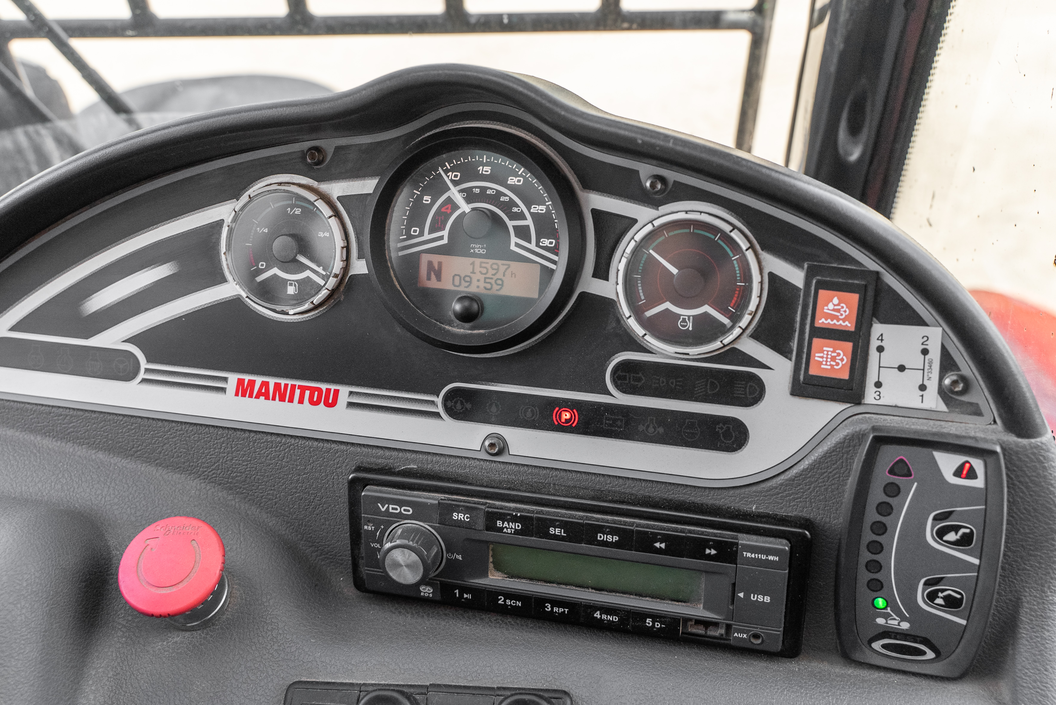 MT 933 EASY 75D ST5 S1 - Hours / Display