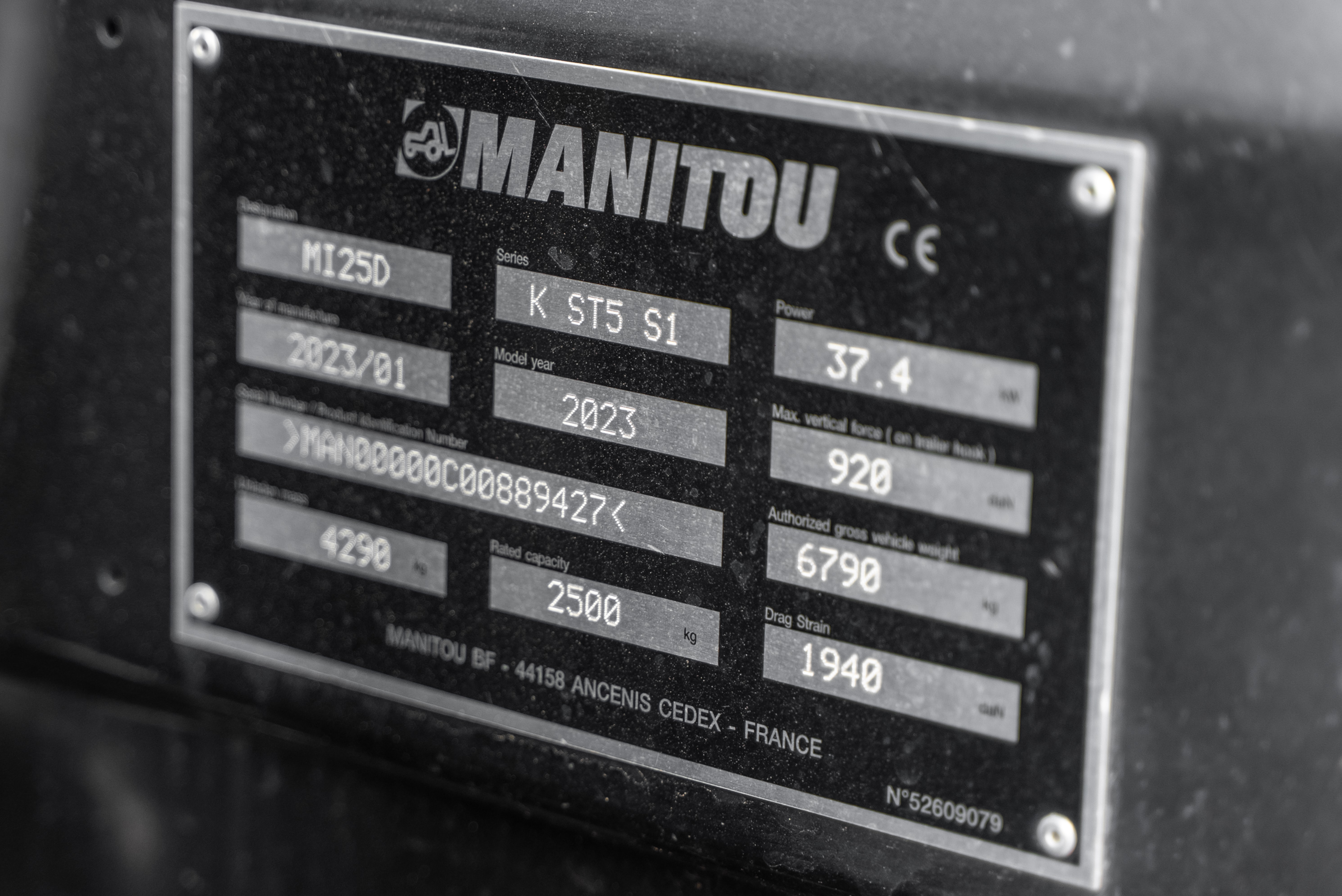 MI 25 D K ST5 S1 - Identification plate