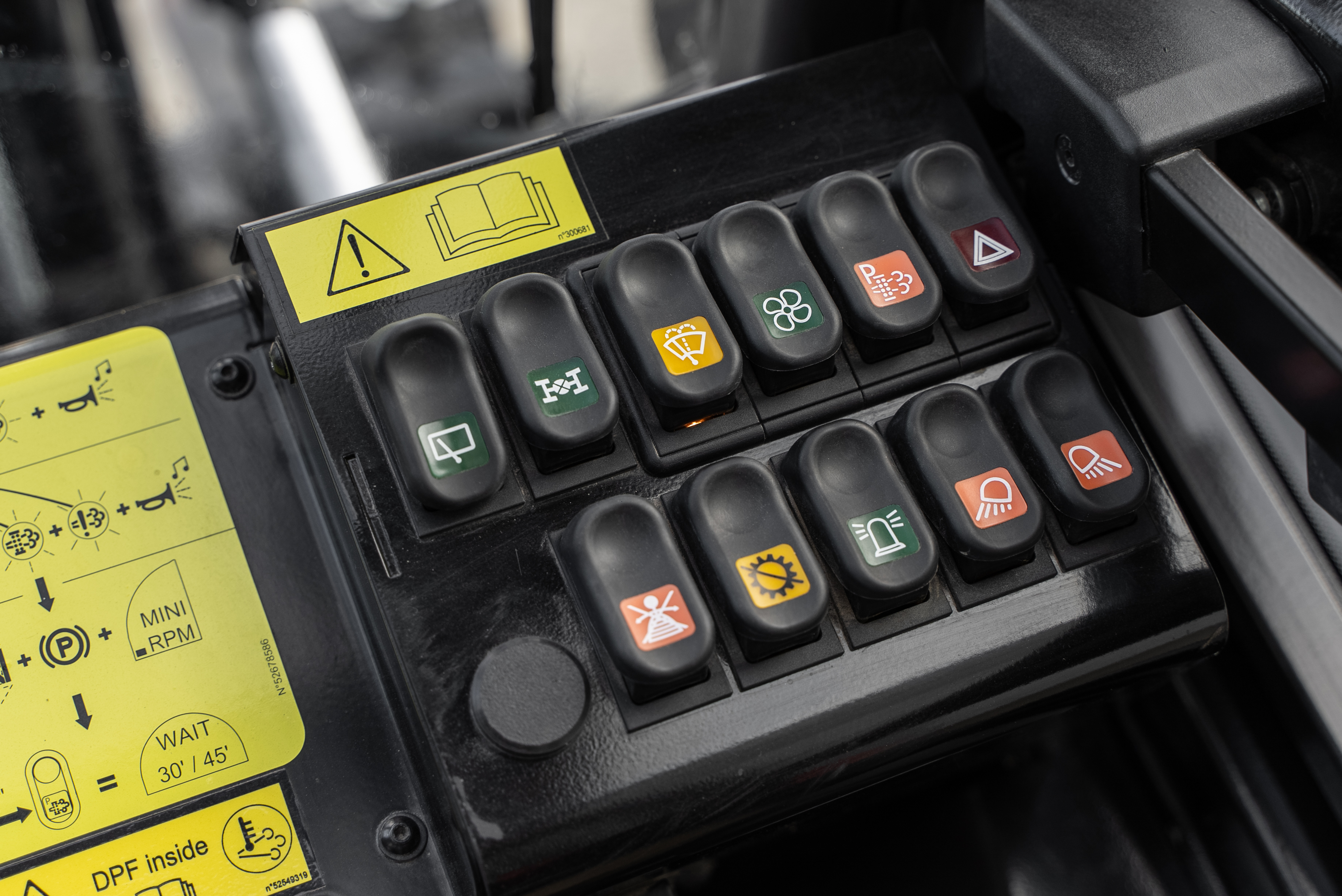 M 30-4 D ST5 S1 - Product image