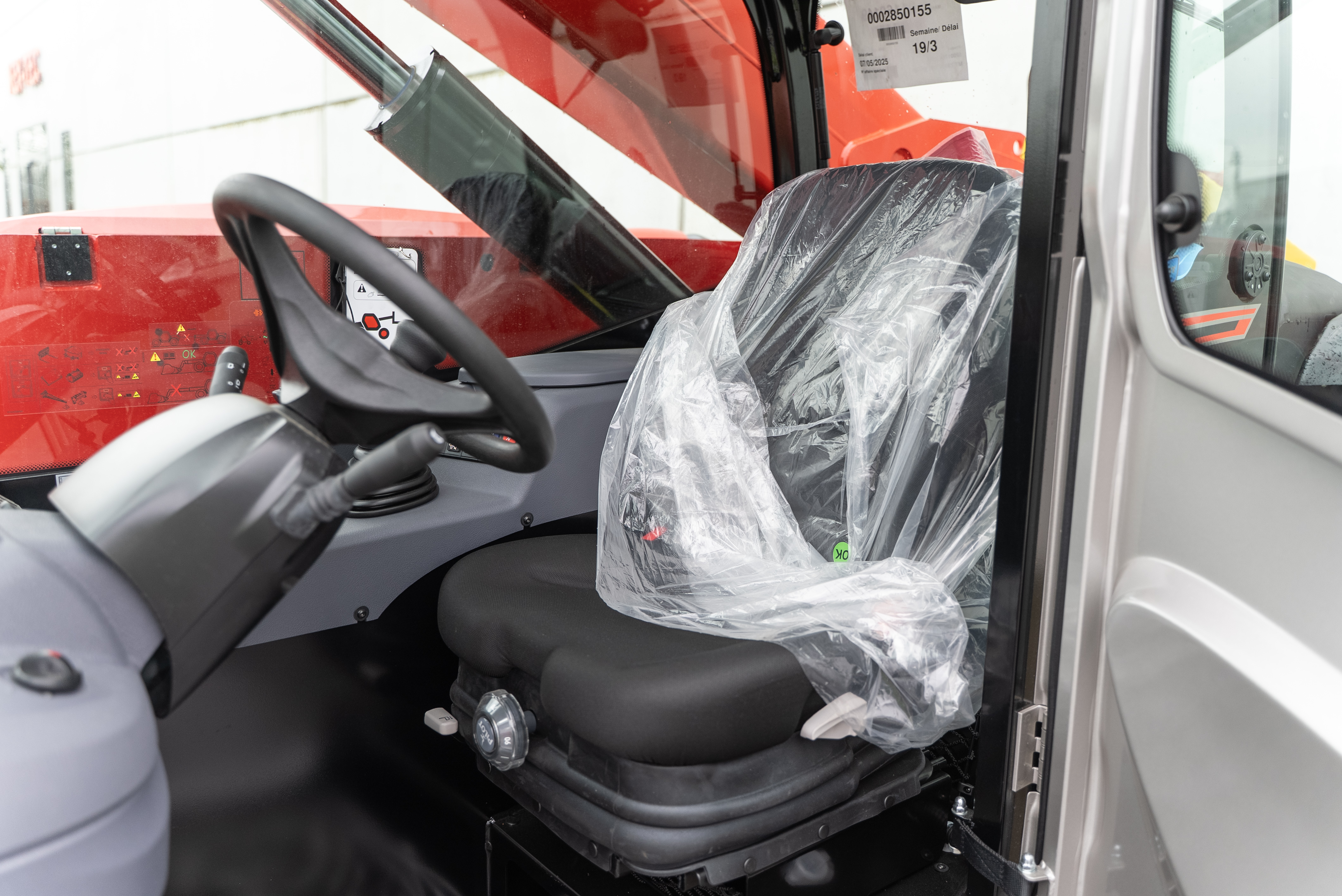 Manitou - Verreikers - MT 730 H 75K ST5 S1 - Interieur achter