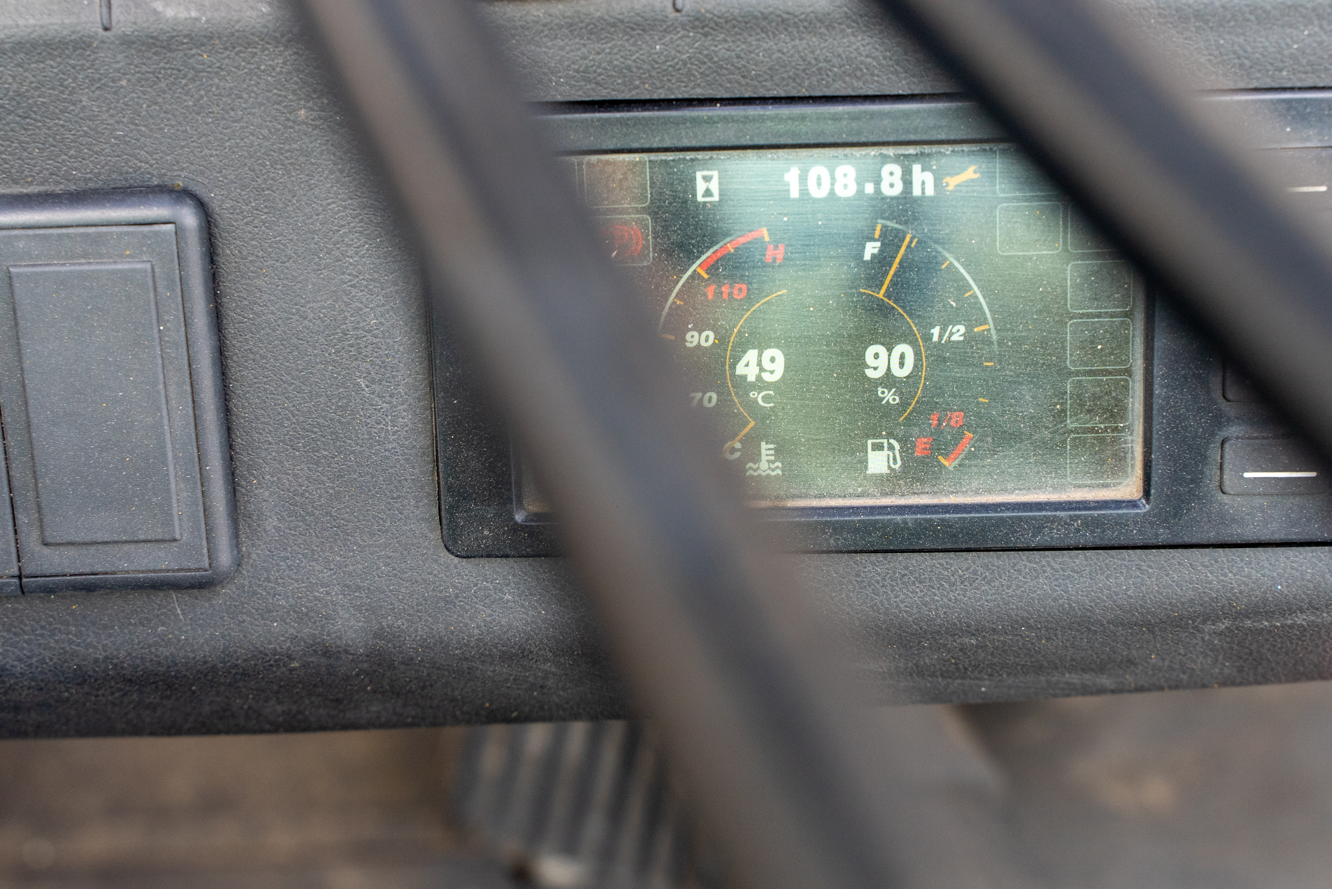 MI 25 D K ST5 S1 - Hours / Display