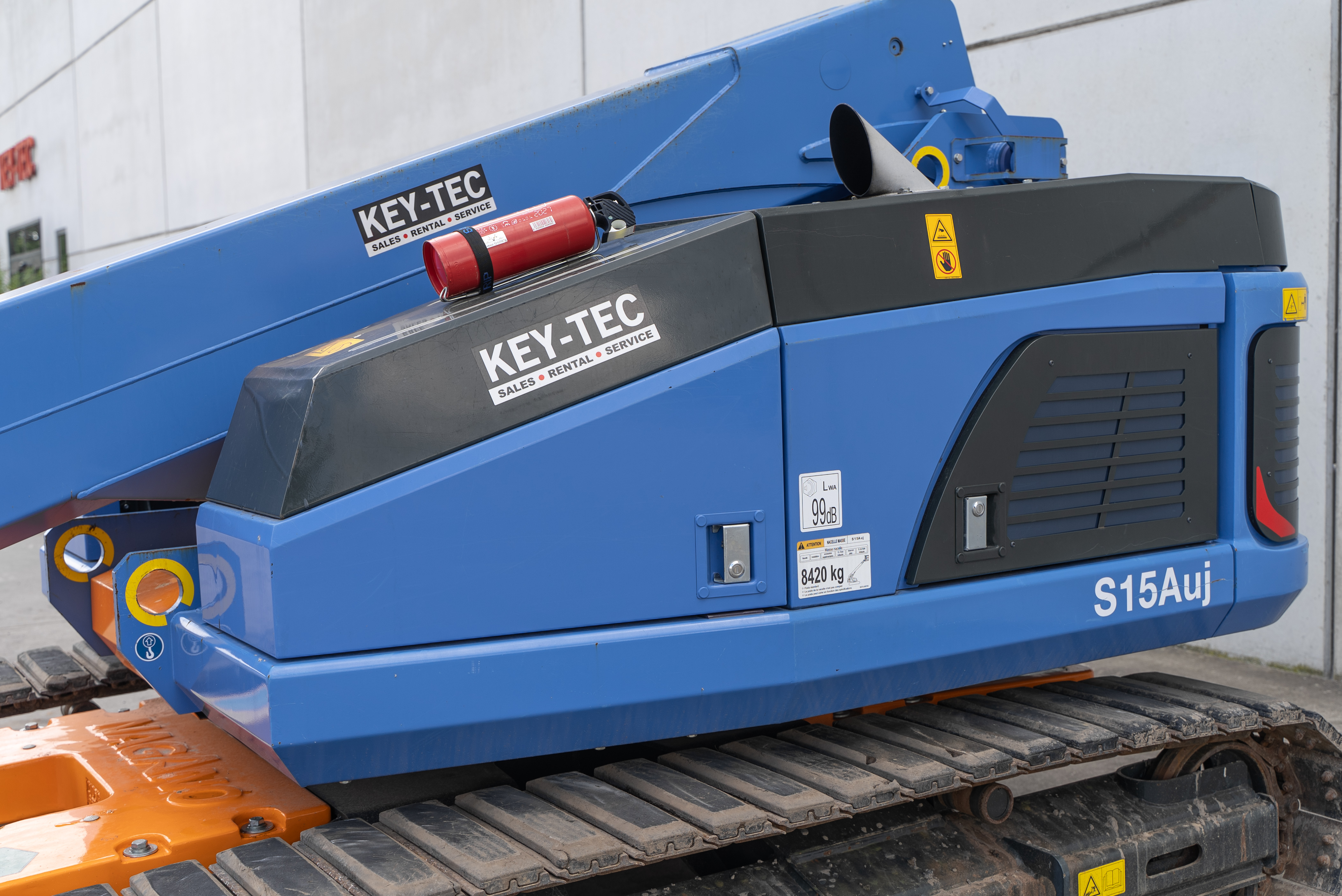 S15AUJ - Product image