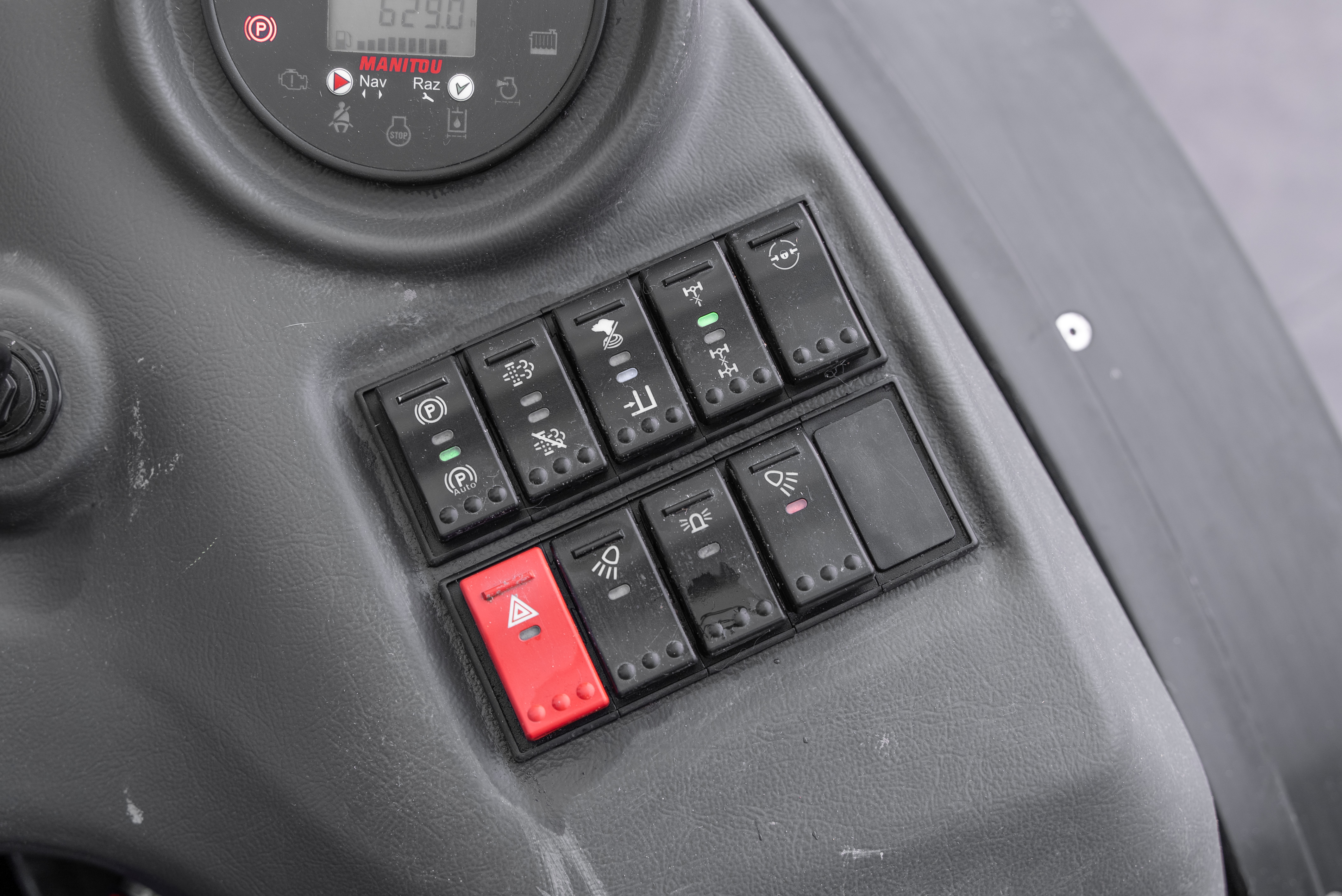 MC 30-4 D K ST5 S1 - Product image