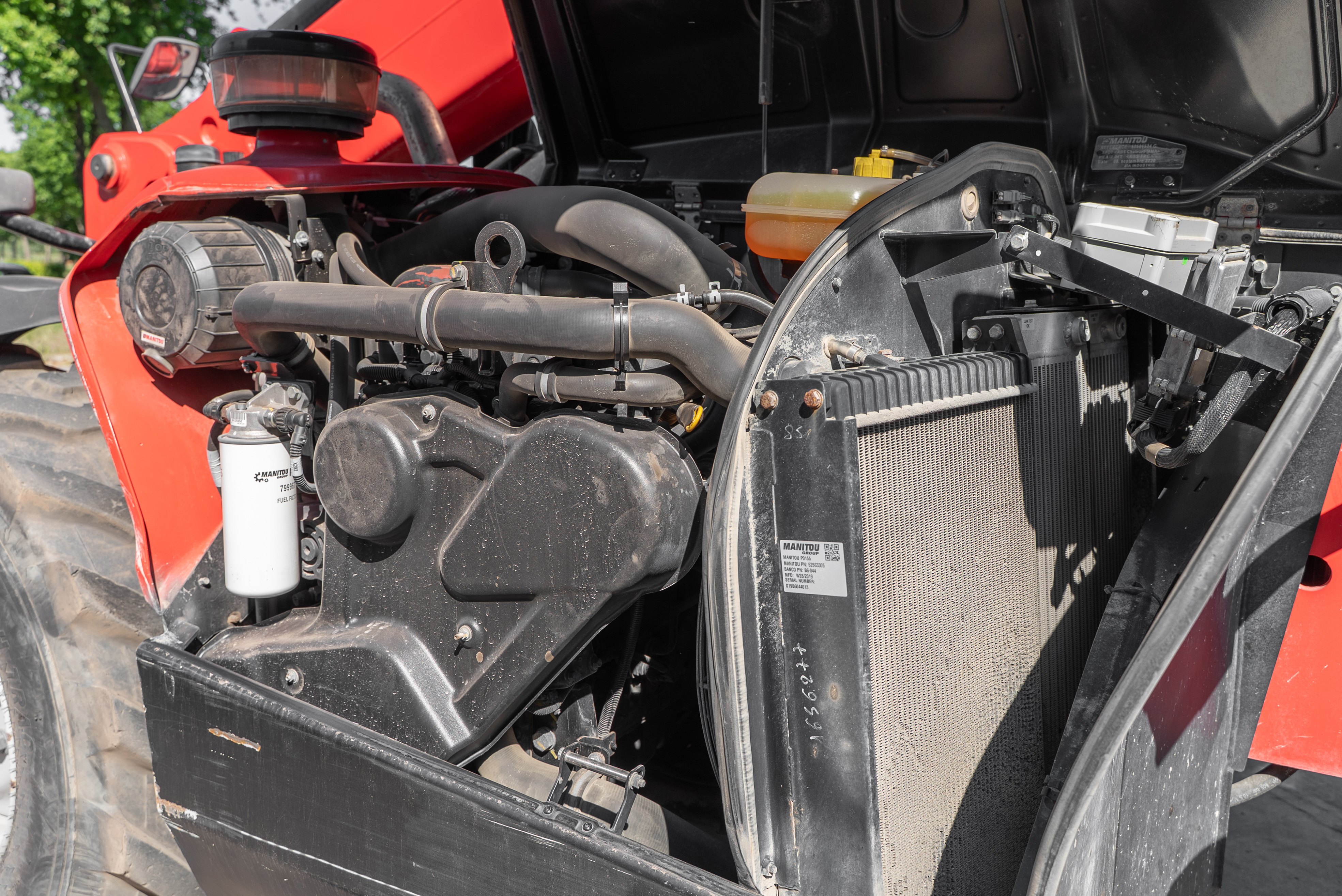 MT 933 EASY 75D ST5 S1 - Engine