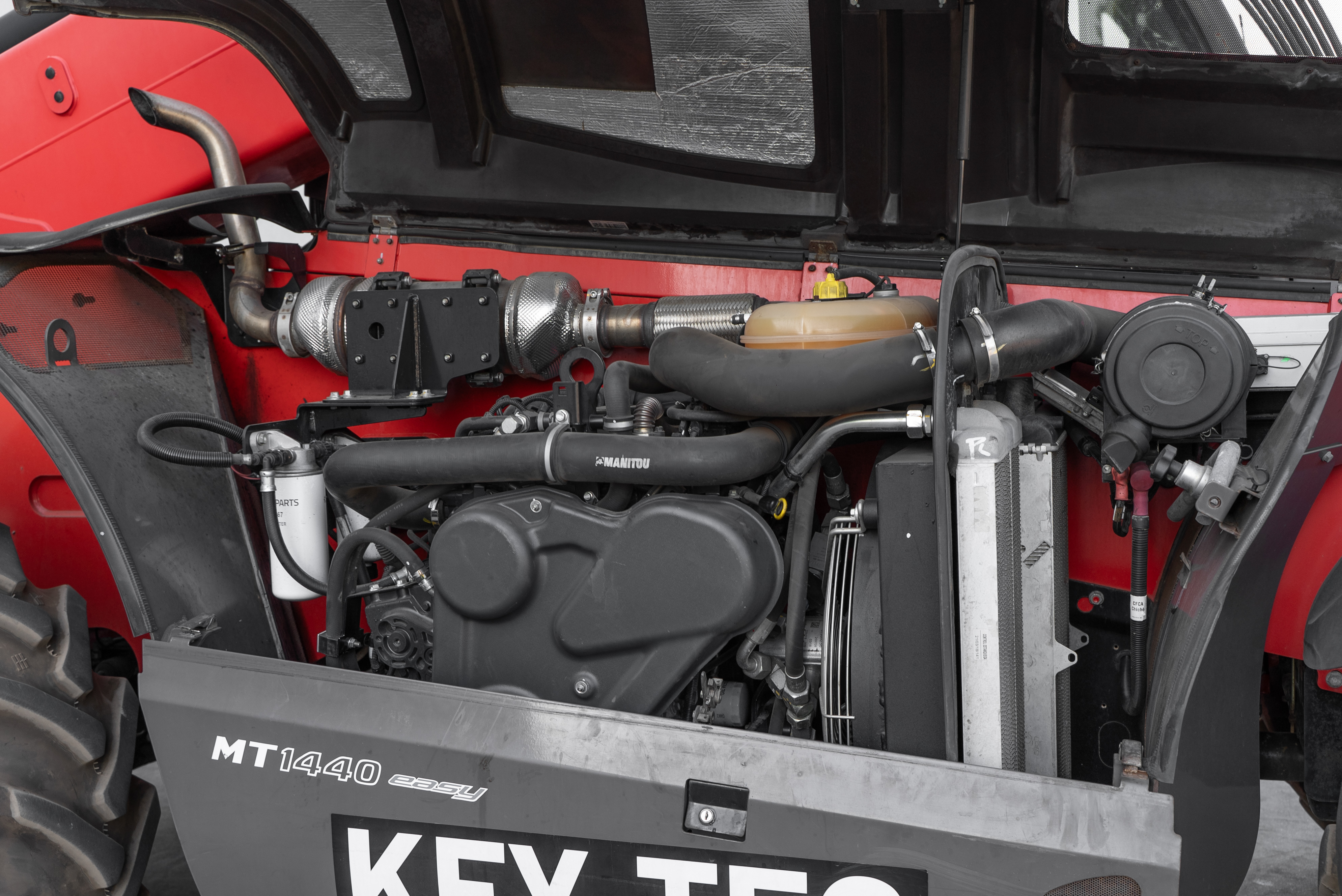 MT 1440 EASY 75D ST3B S1 - Engine