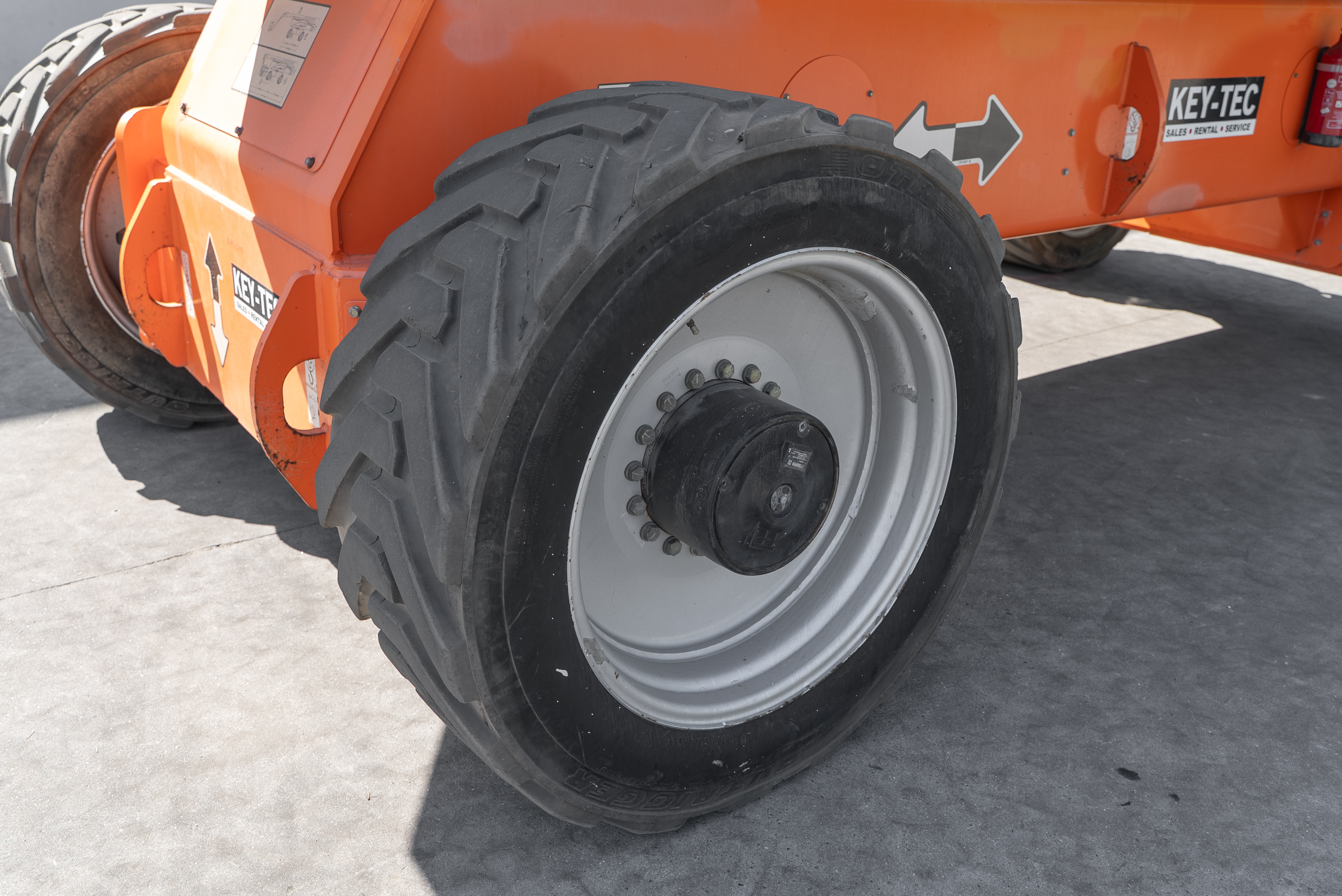 1250 AJP - Chassis / Wheel
