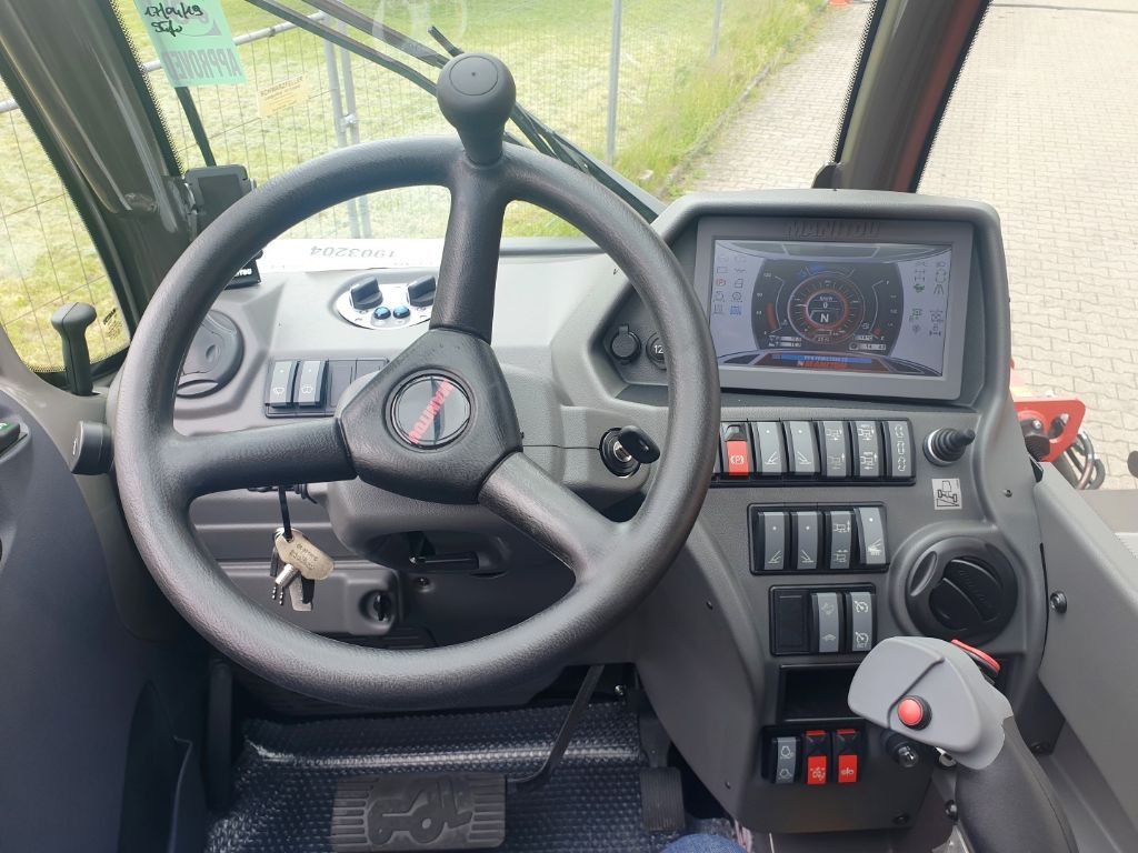 MRT 3255 PRIV+ ST4 - Interior
