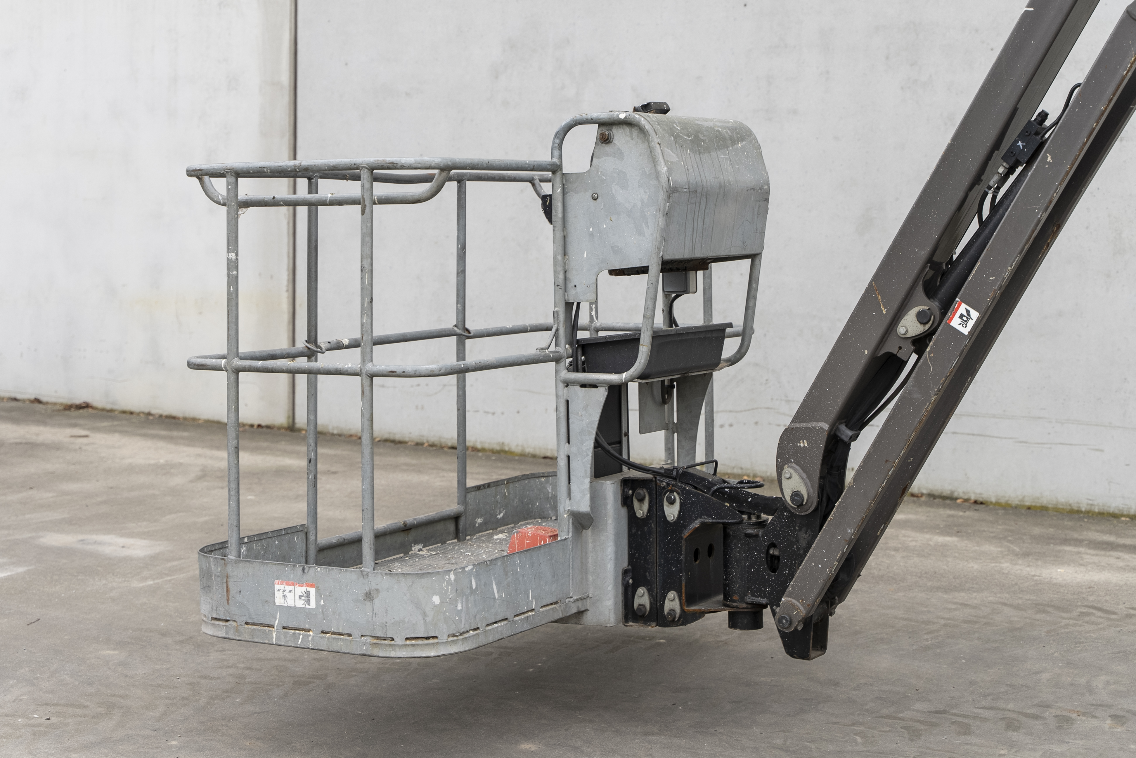 ATJ 180 2 RC E3 - Product image