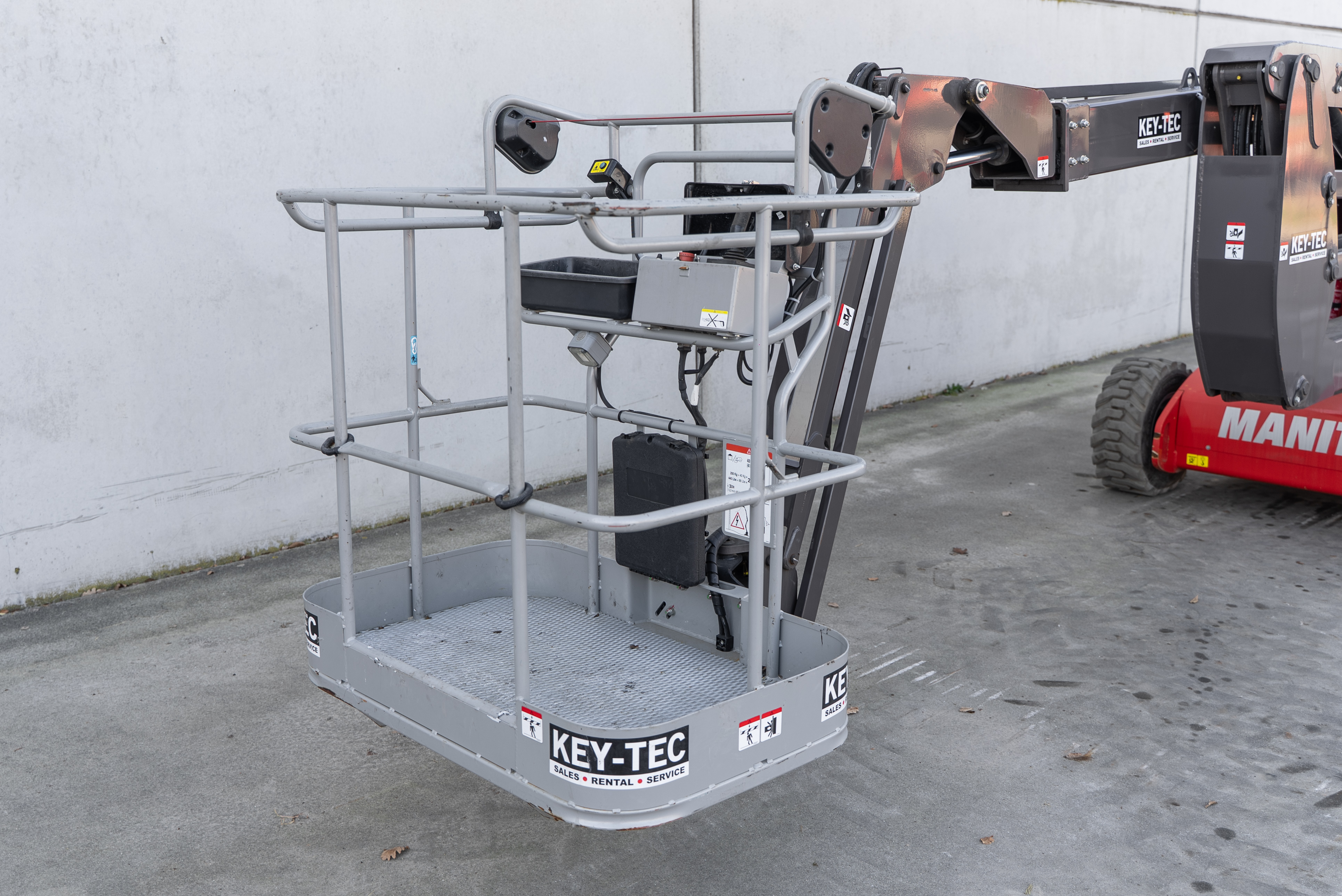 Manitou - Hoogwerkers - AETJL 170 - Interieur achter