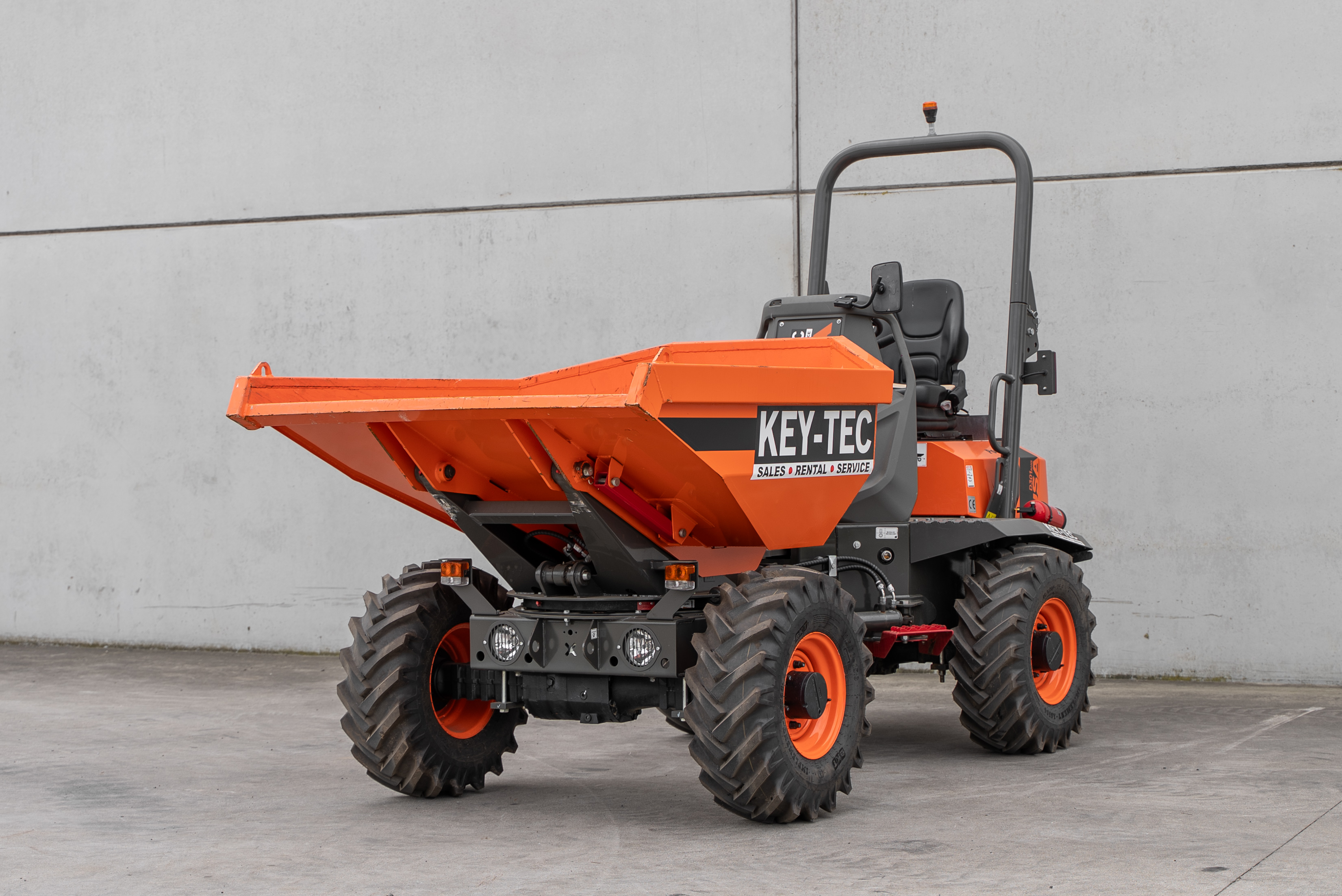 D 301 AHG - Front left