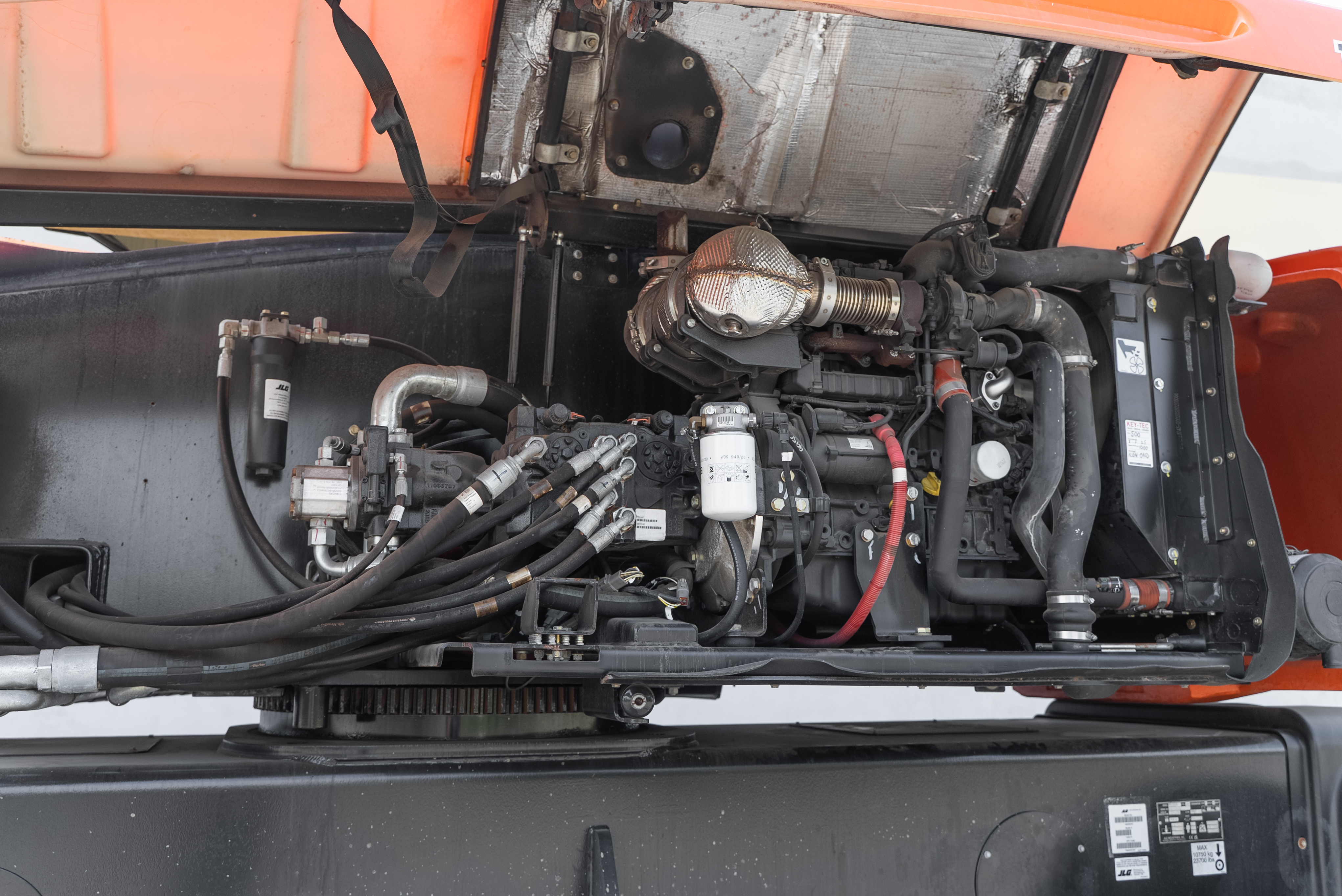 1250 AJP - Engine