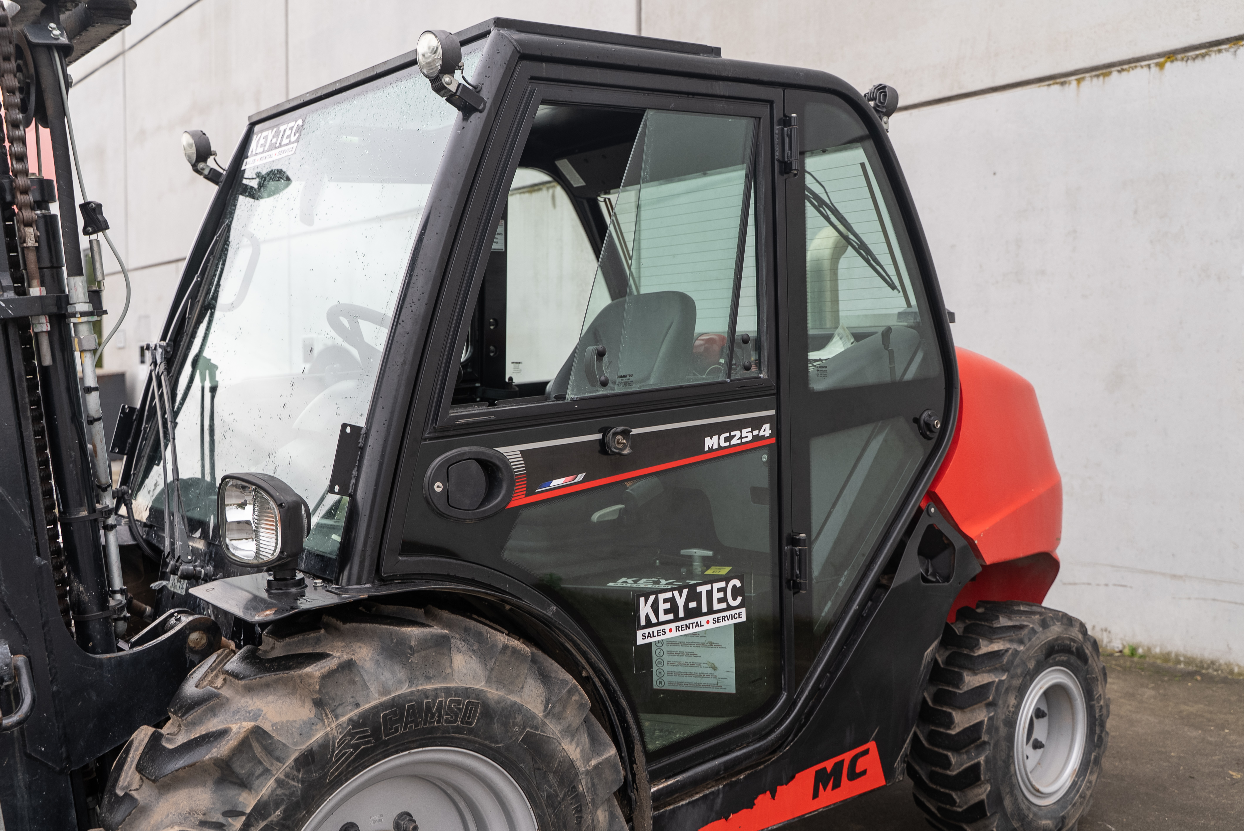 Manitou - Chariots élévateurs - MC 25-4 D K ST5 S1 - Image produit
