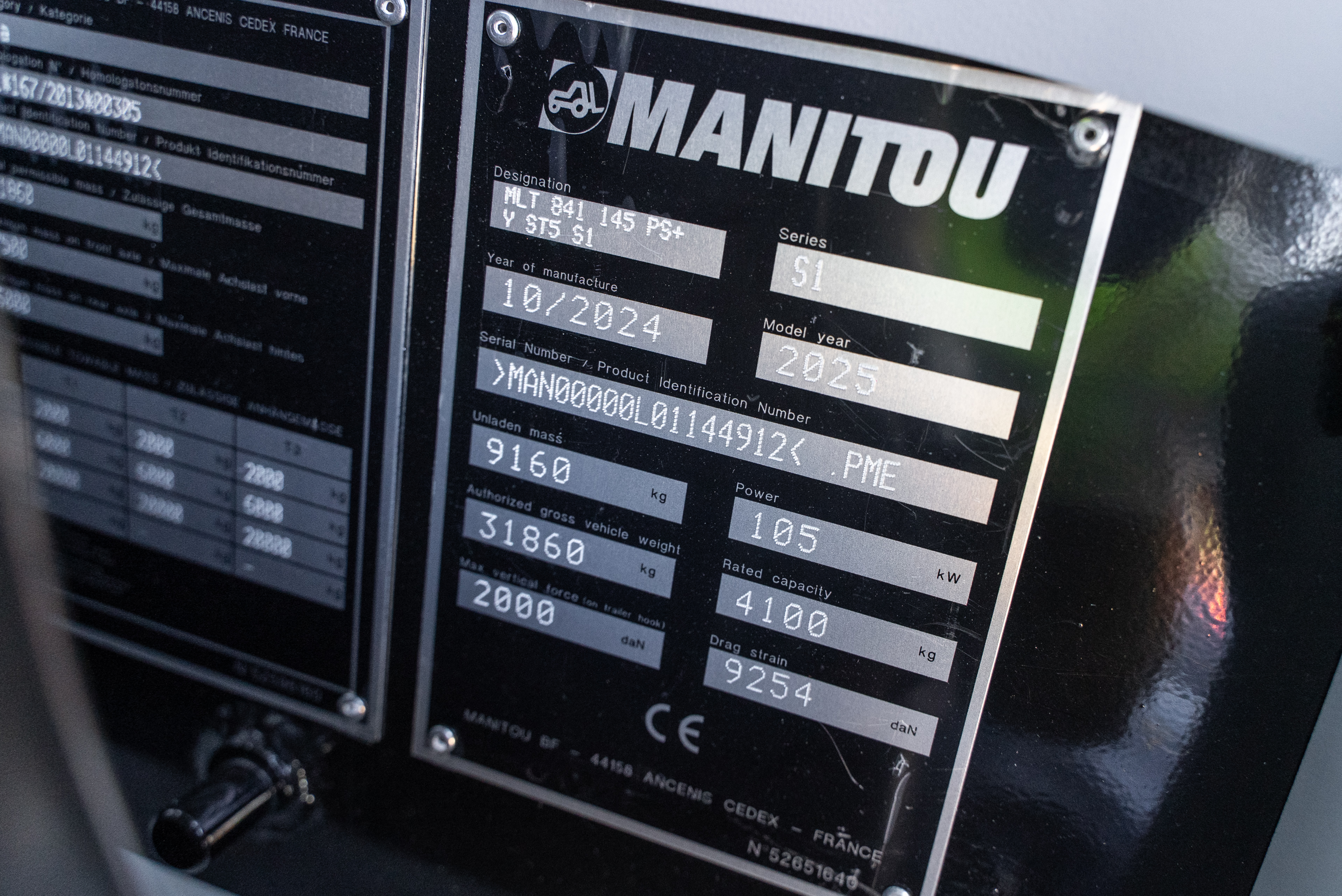 Manitou - Telehandlers - MLT 841 145 PS+ Y ST5 S1 - Identification plate