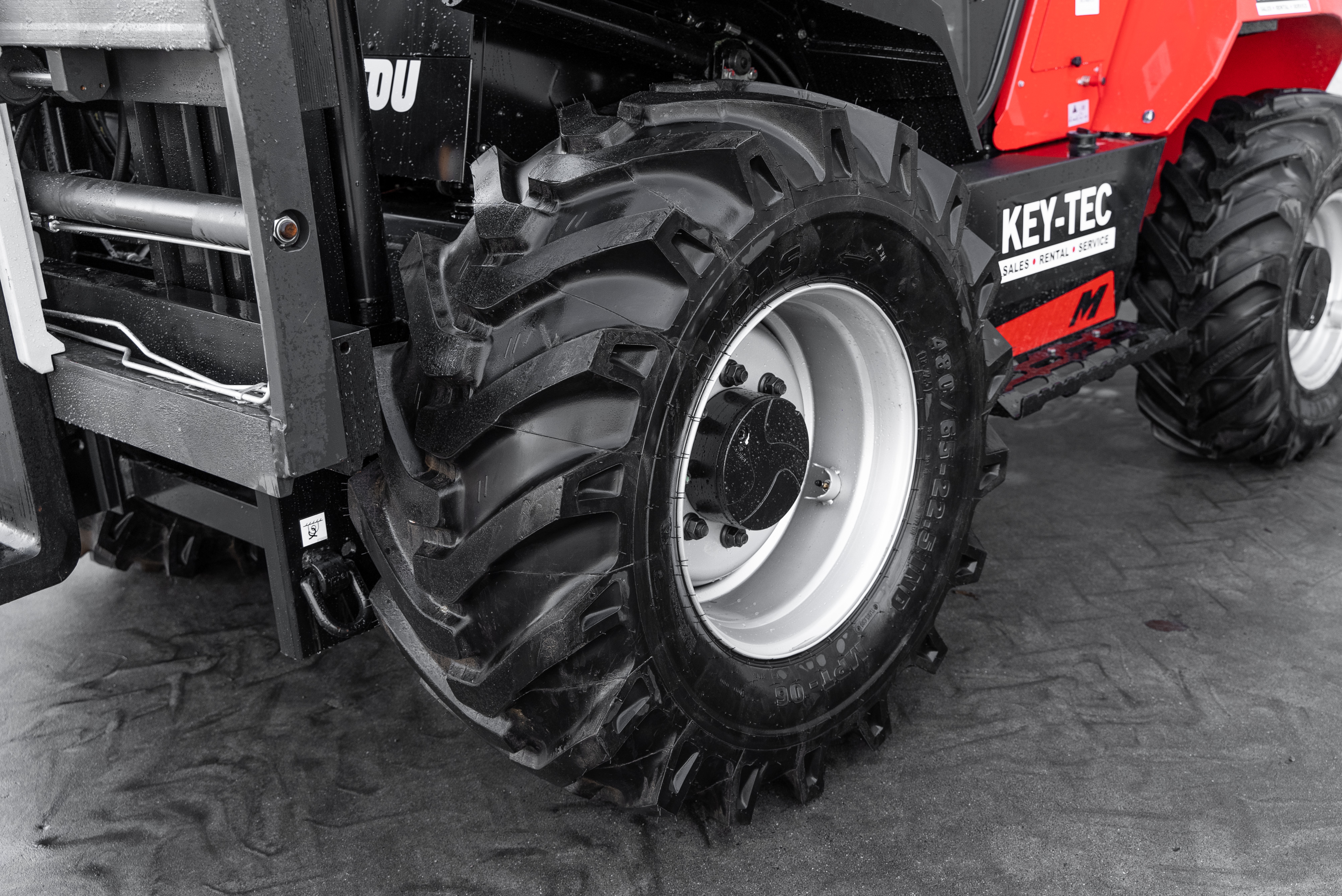 Manitou - Heftrucks - M 50-4 D ST5 S1 EU - Chassis / Wiel