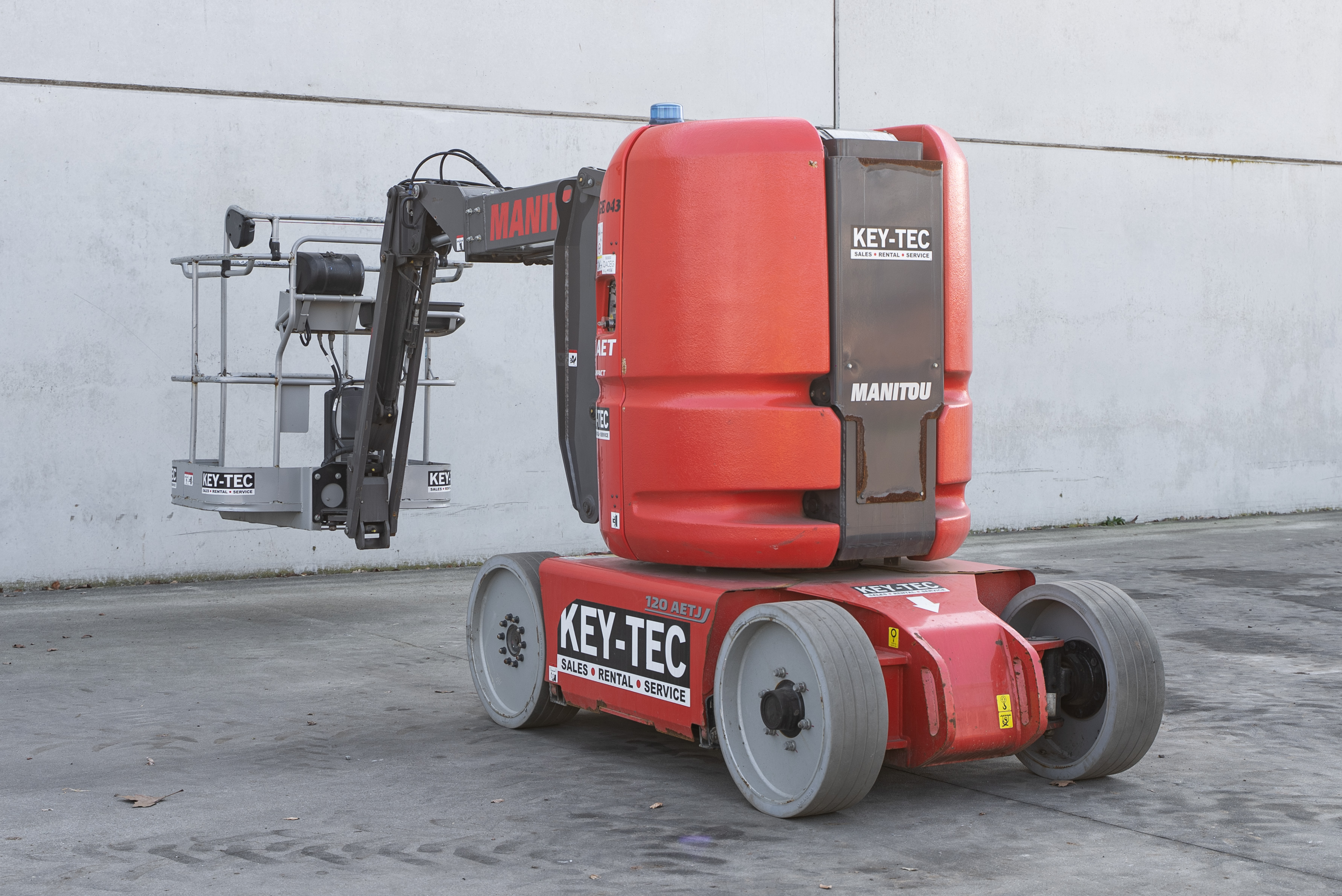 Manitou - Hoogwerkers - AETJ 120 COMPACT 2 3D - Links achter