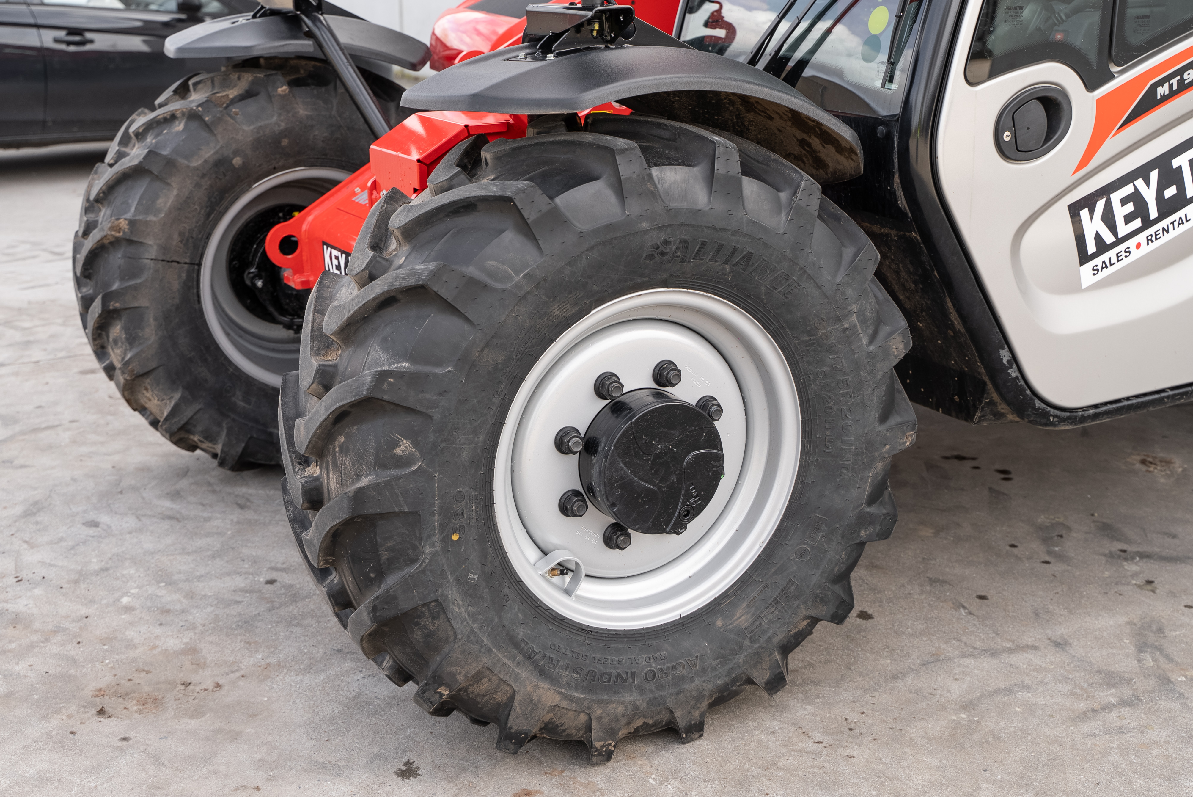 Manitou - Verreikers - MT 930 H 75K ST5 S1 - Chassis / Wiel